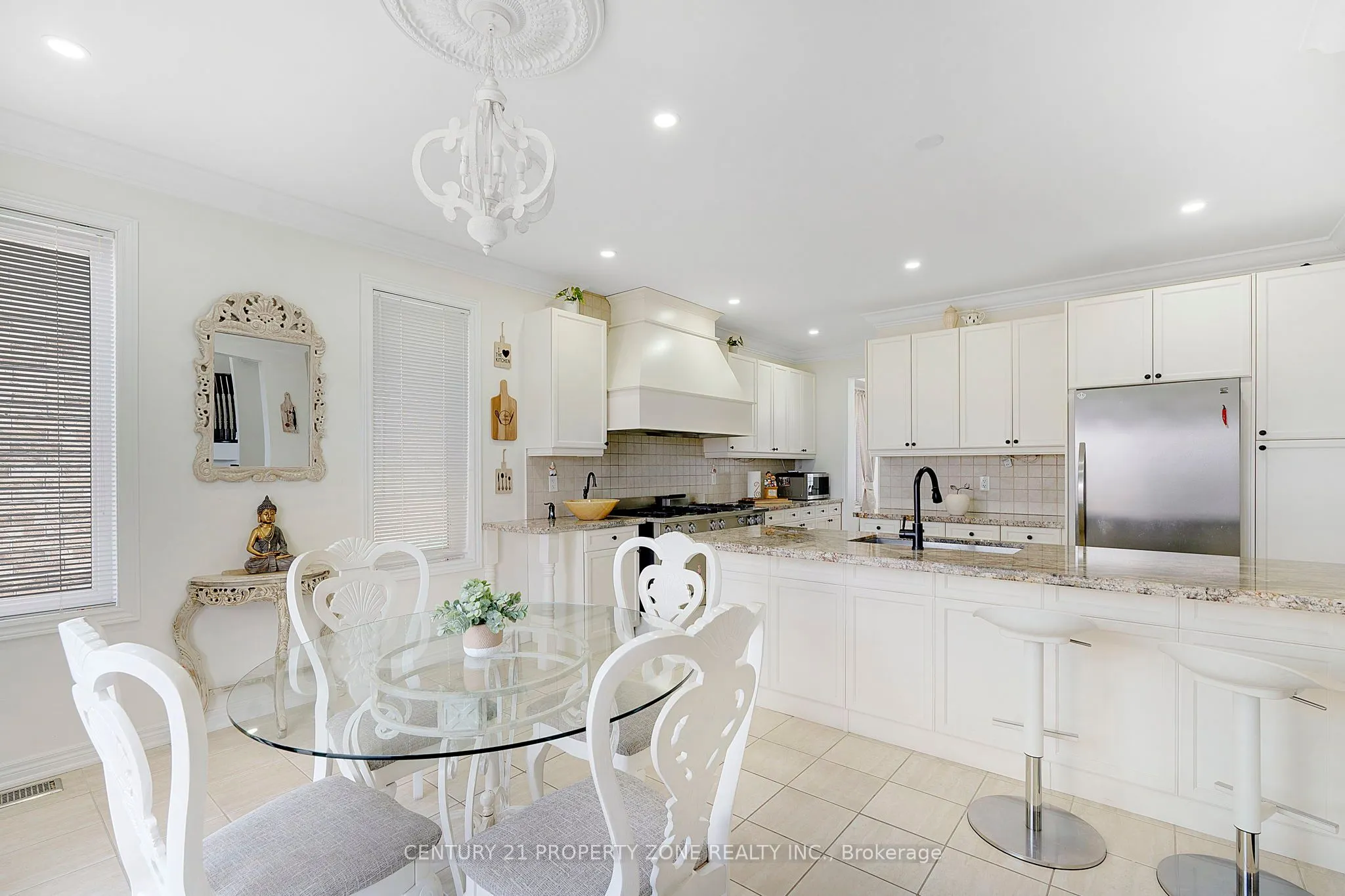 56 Gentle Fox Drive, #Upper