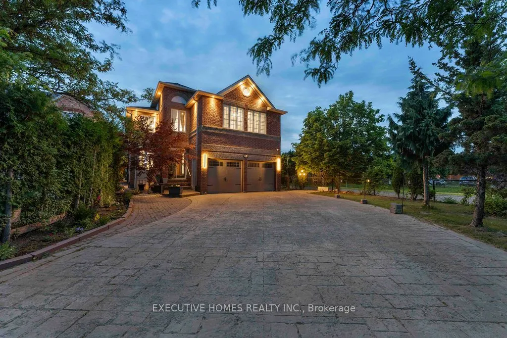8 Shallimar Court