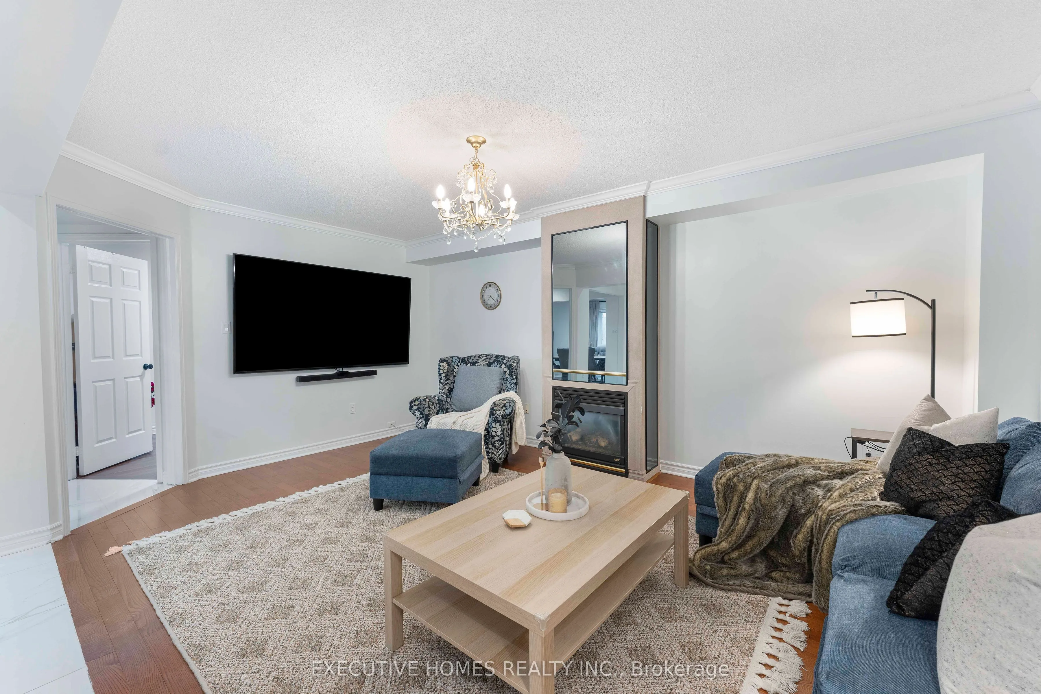 8 Shallimar Court