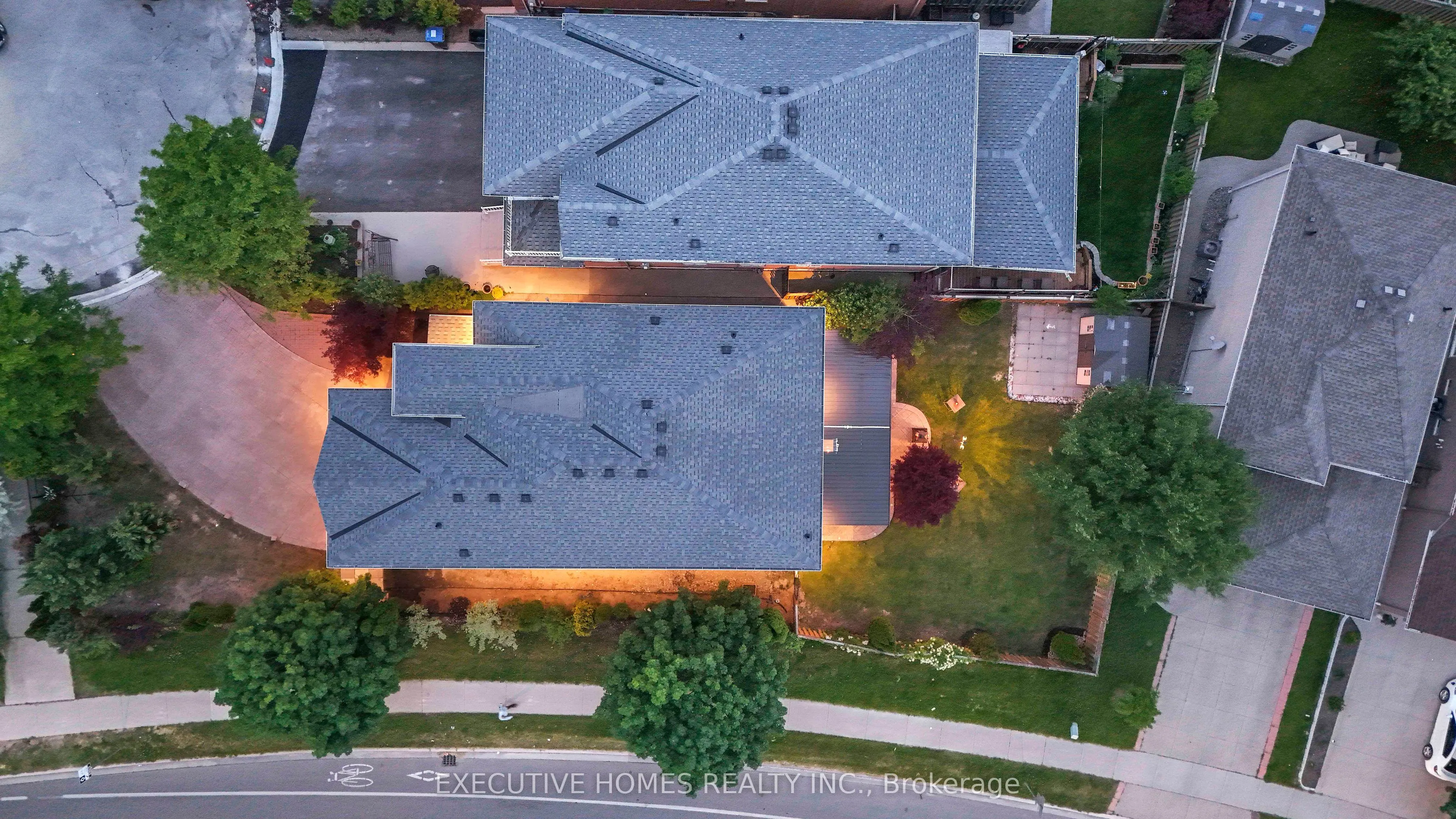 8 Shallimar Court