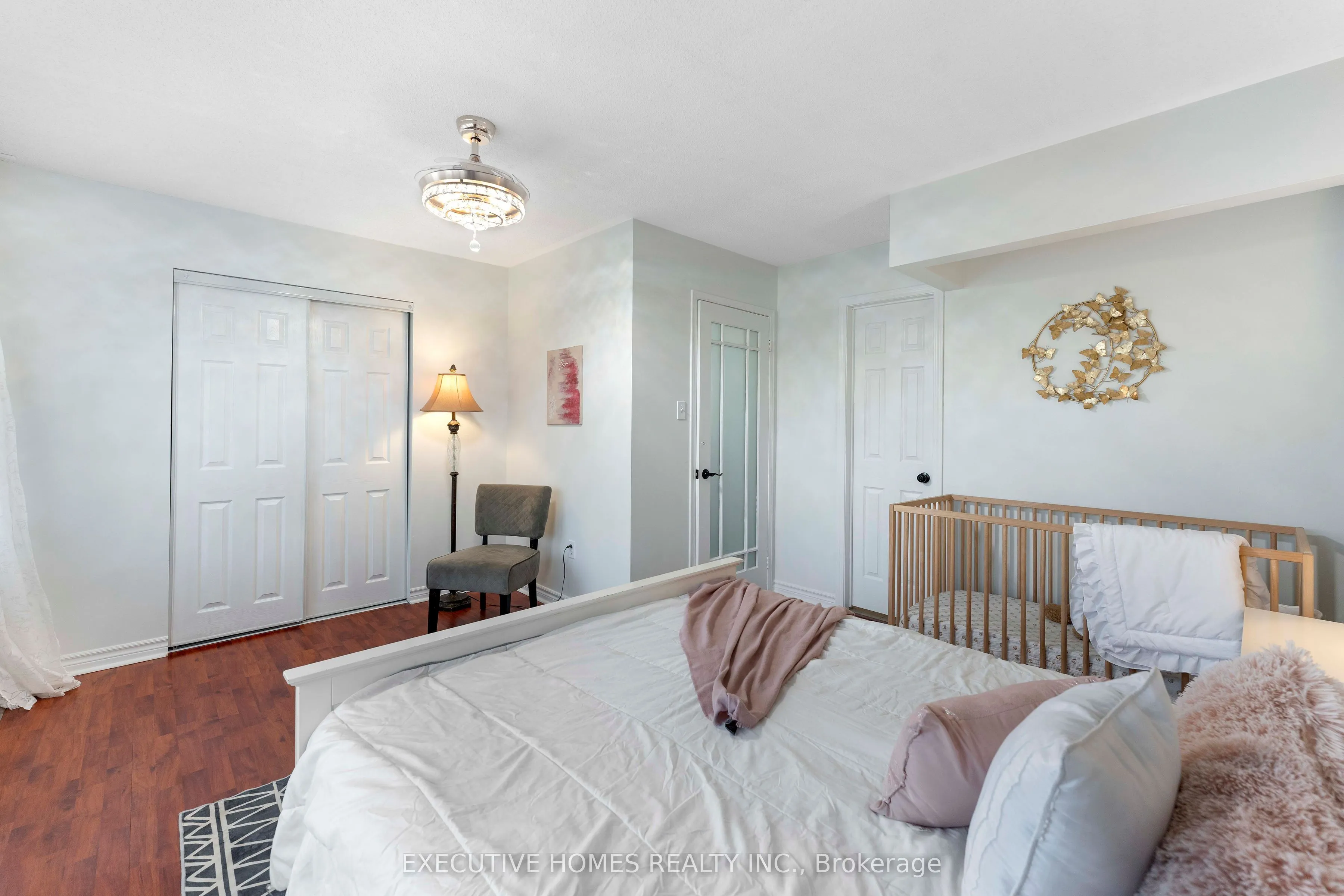 8 Shallimar Court