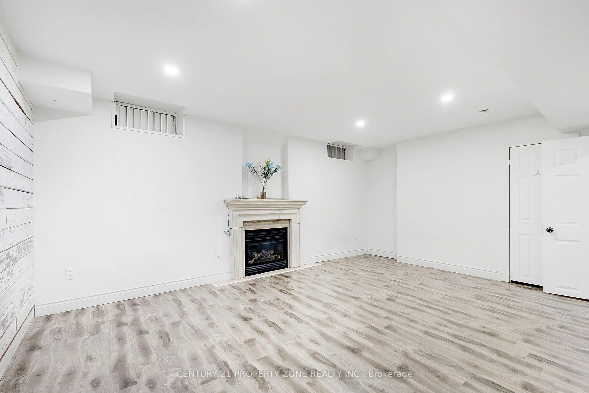 56 Gentle Fox Drive, #Basement