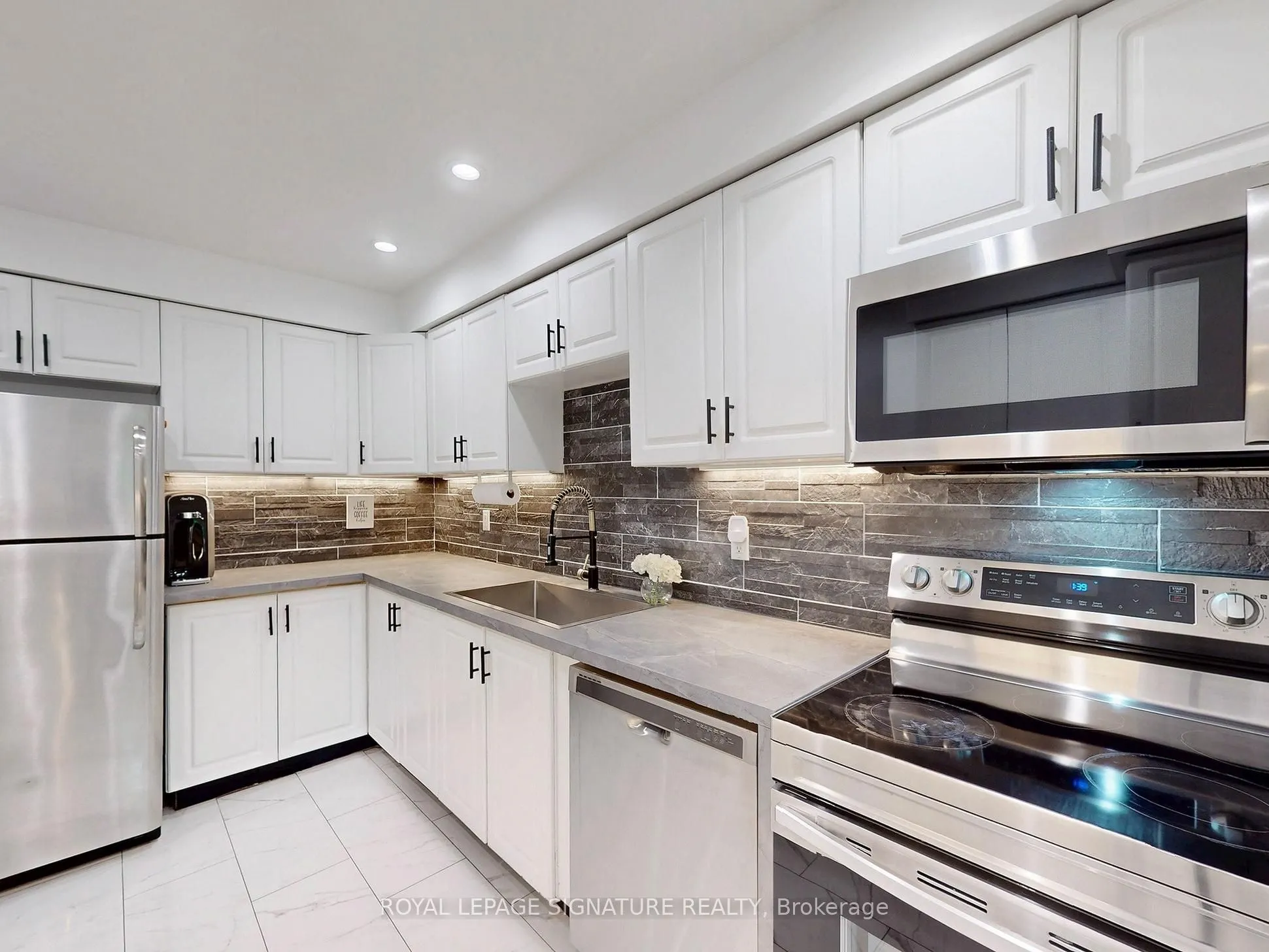4171 Glen Erin Drive, #17