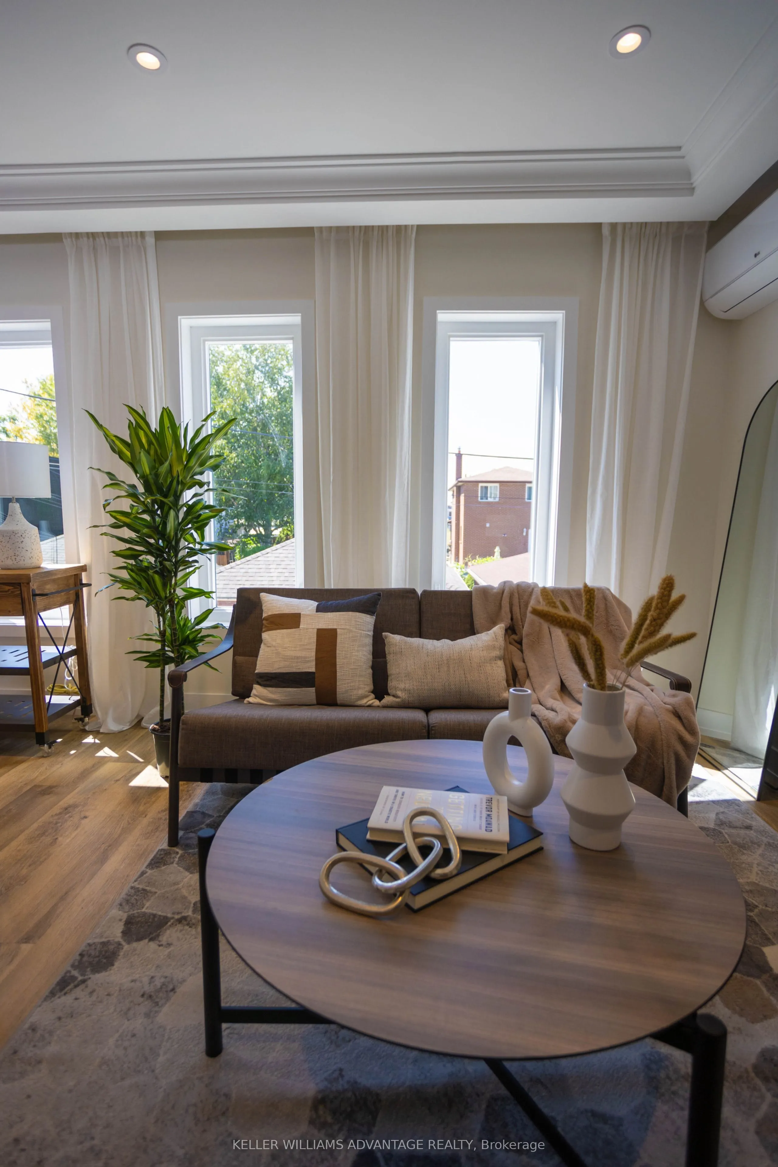 50 Castleton Avenue, #Unit 4