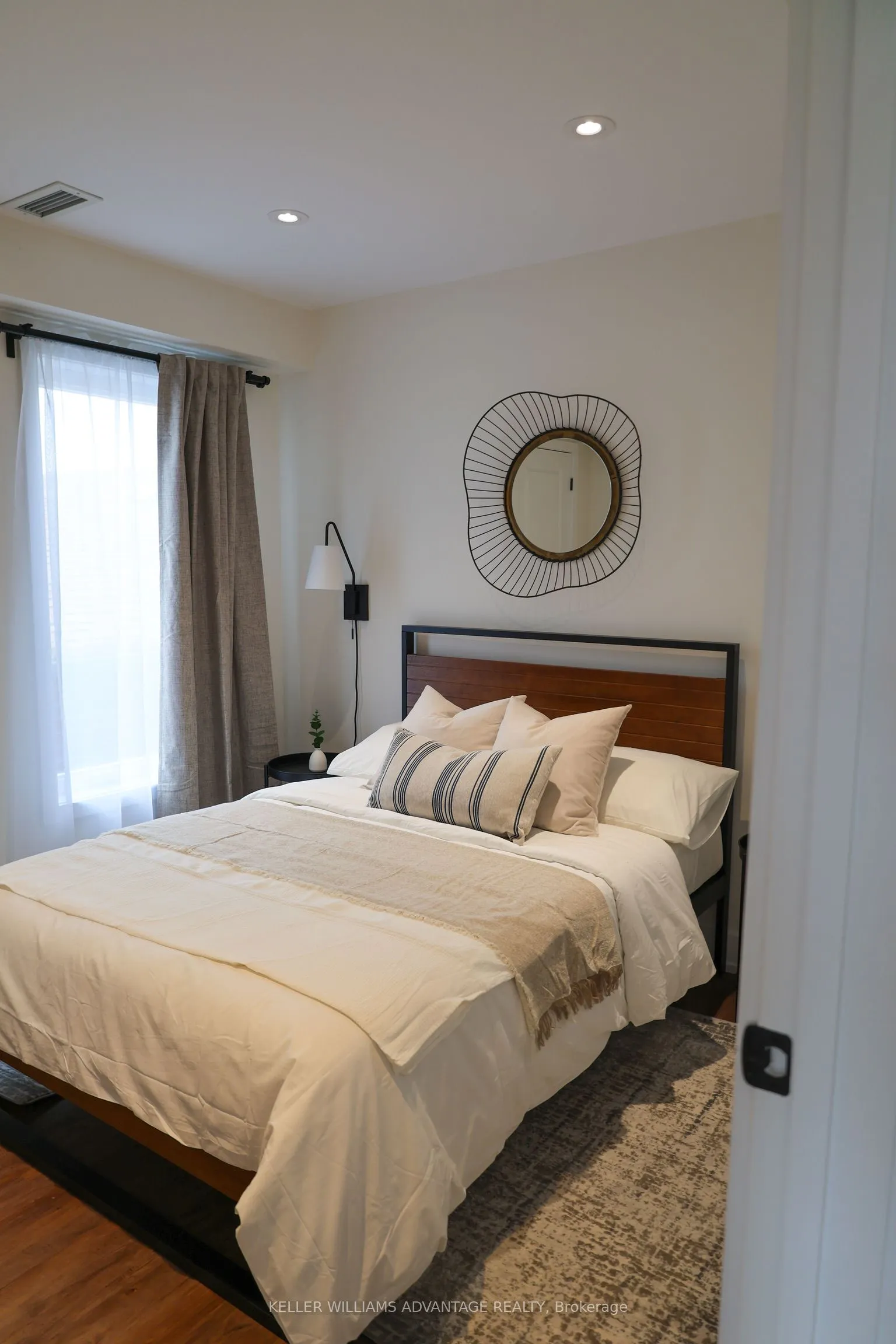 50 Castleton Avenue, #Unit 5