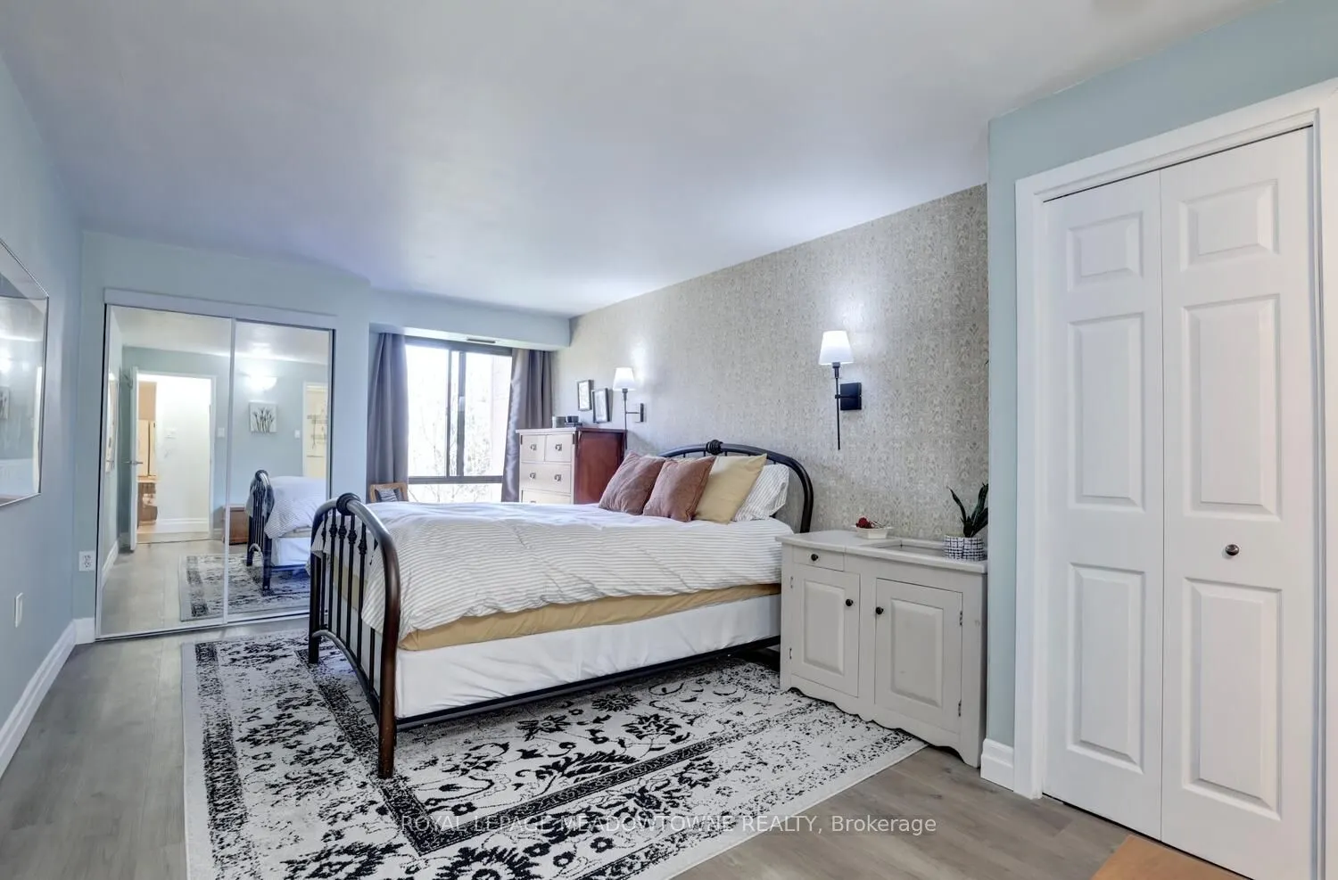 1400 Dixie Road, #504