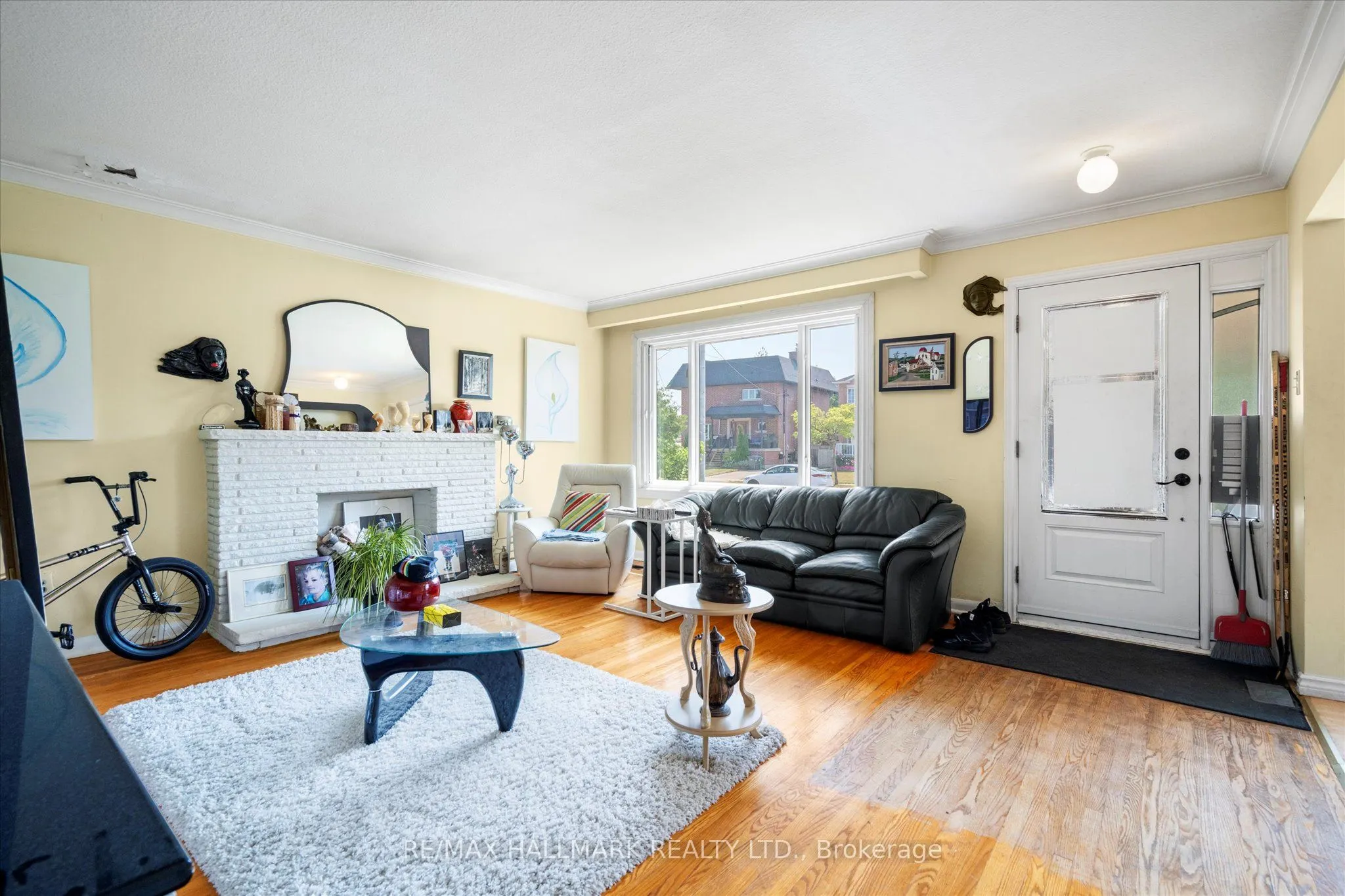 1211 Ogden Avenue