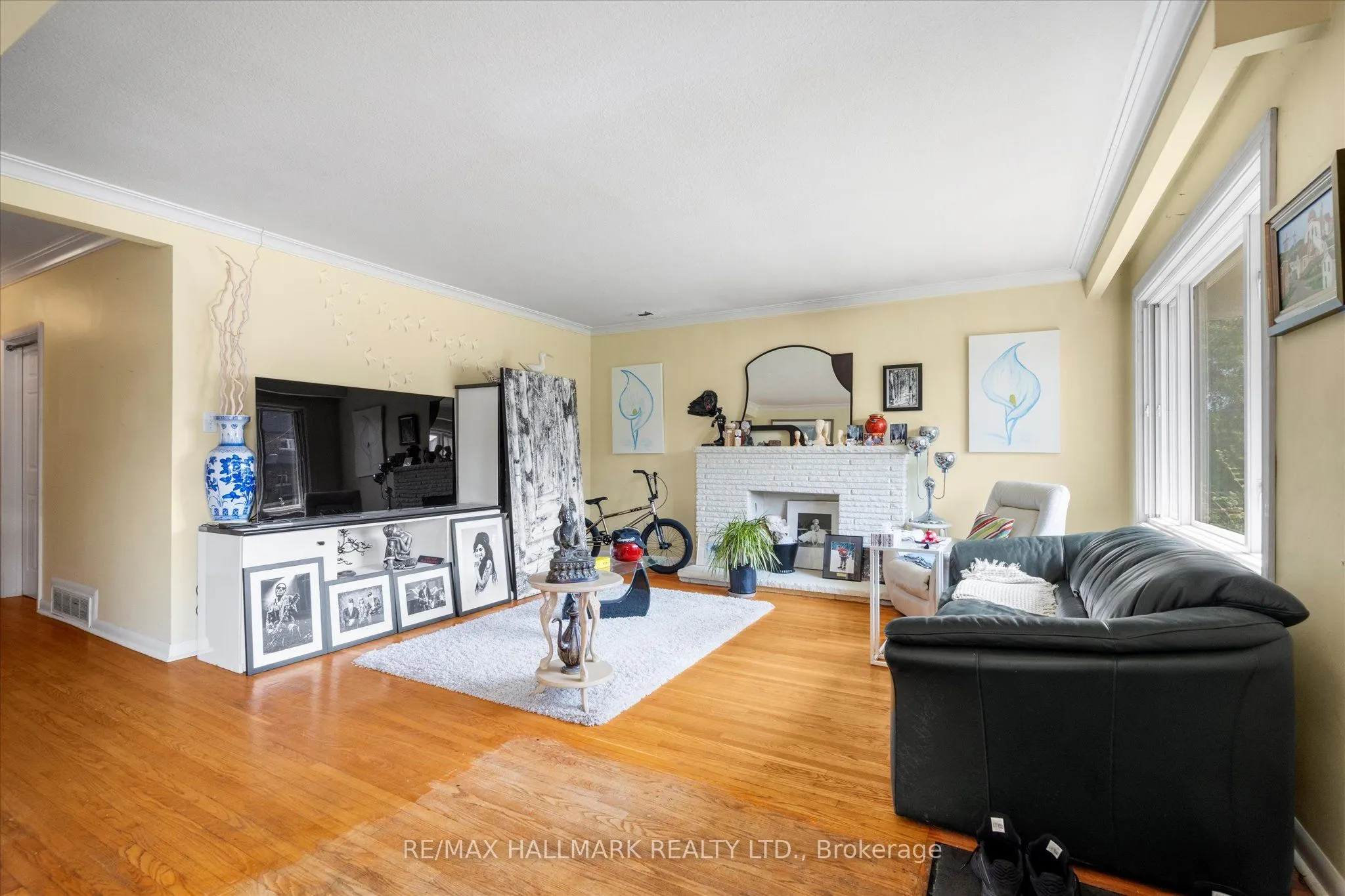 1211 Ogden Avenue