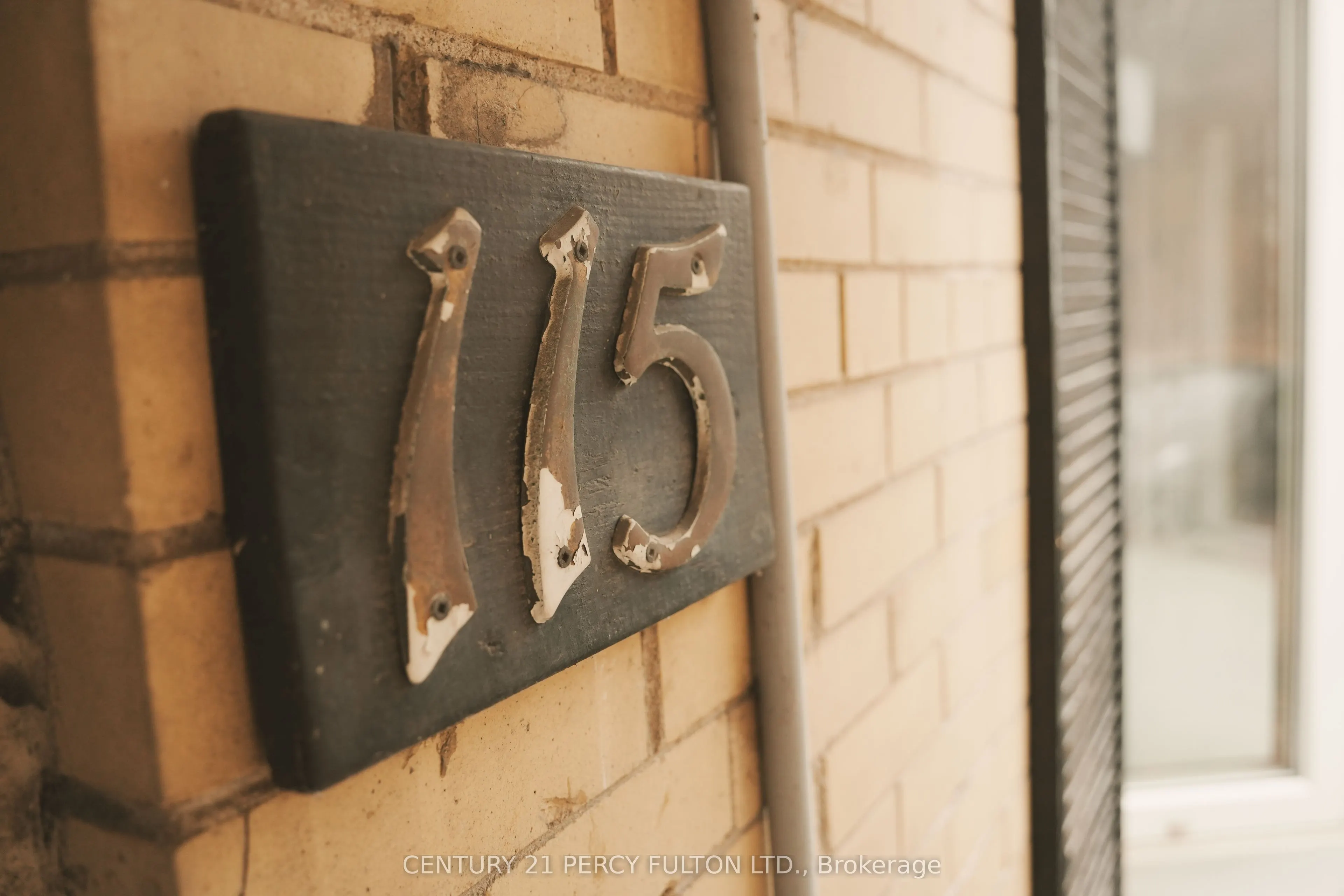 115 South Kings Way, #Main