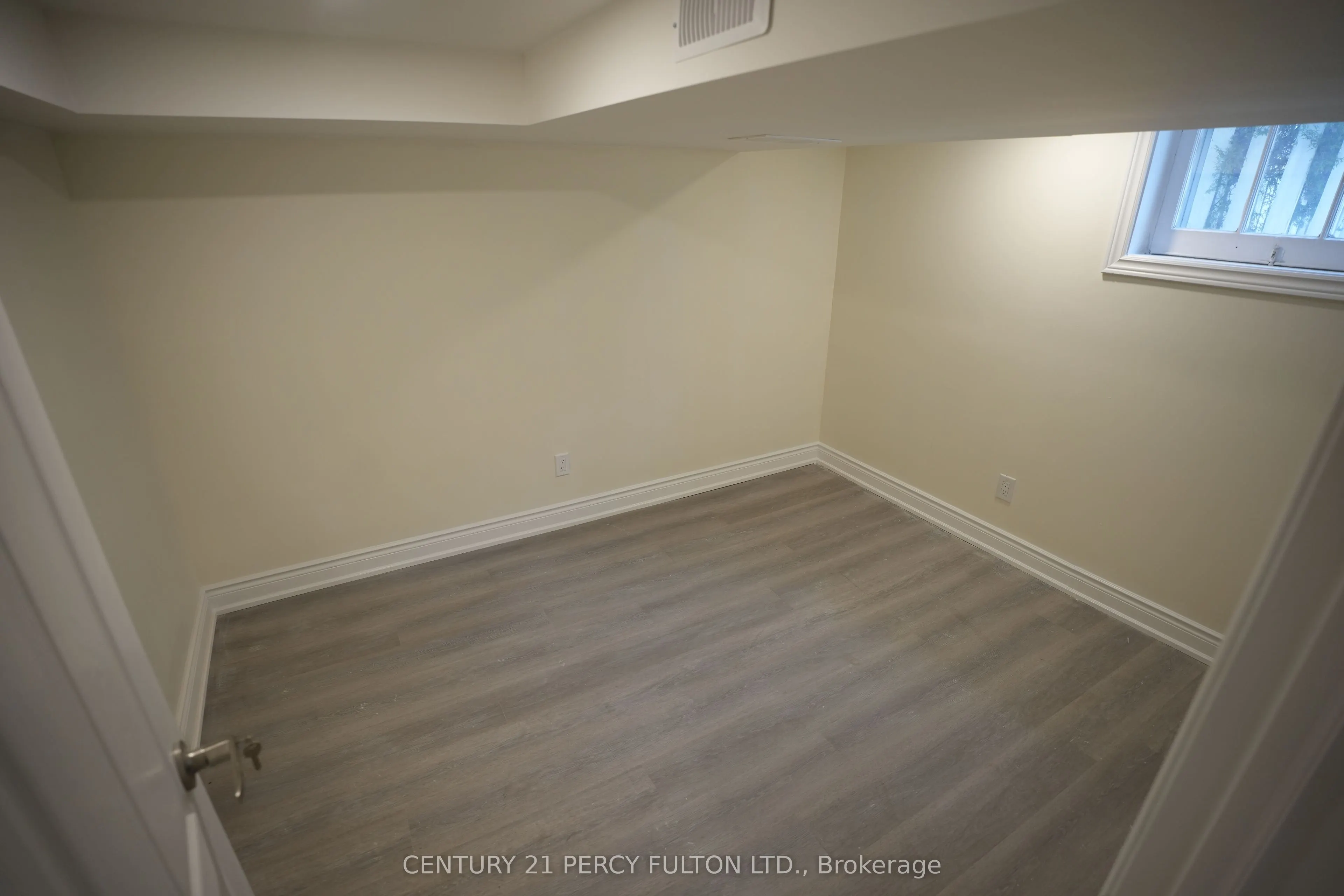115 South Kings Way, #Lower Level