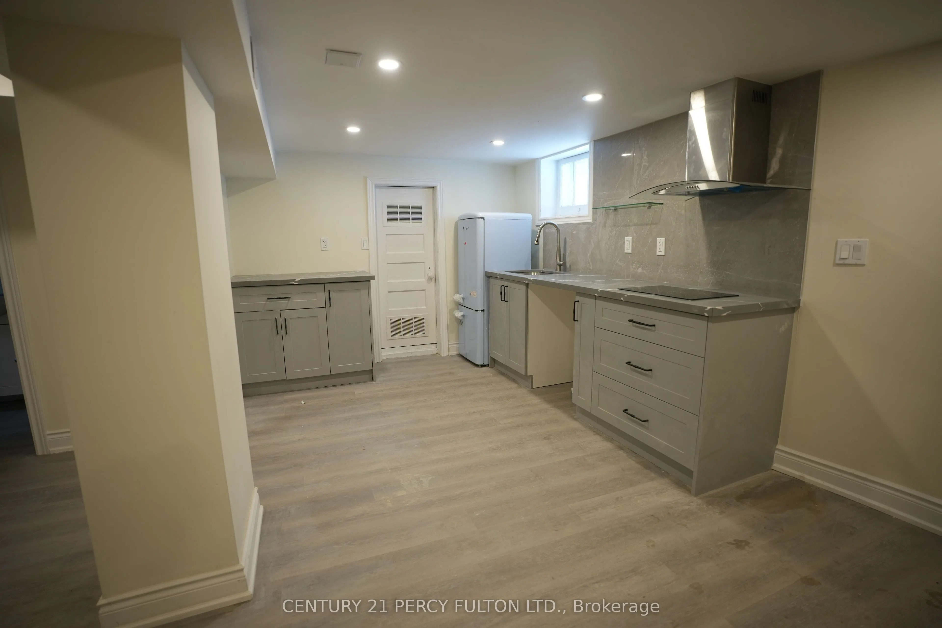 115 South Kings Way, #Lower Level
