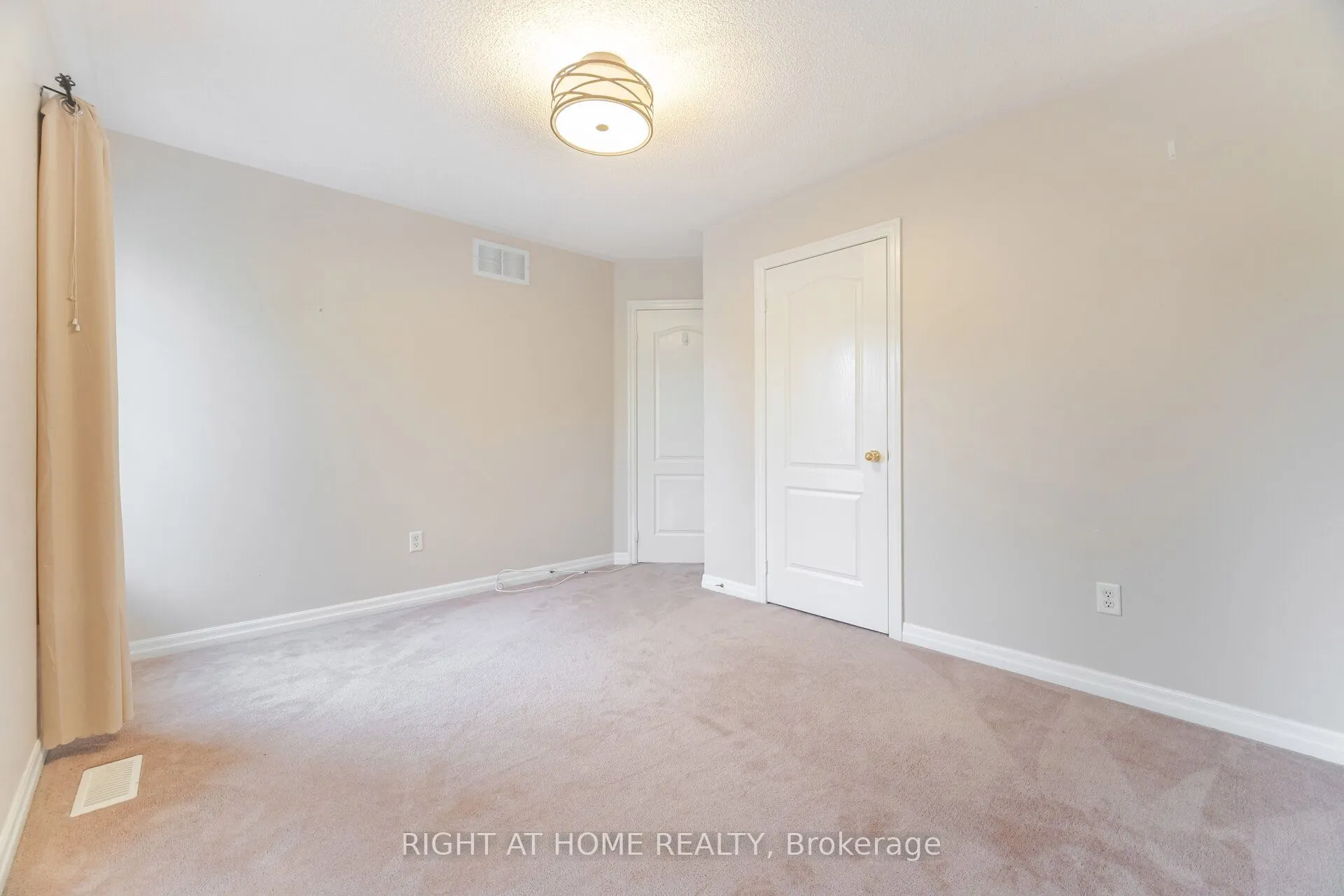 2499 Scotch Pine Drive