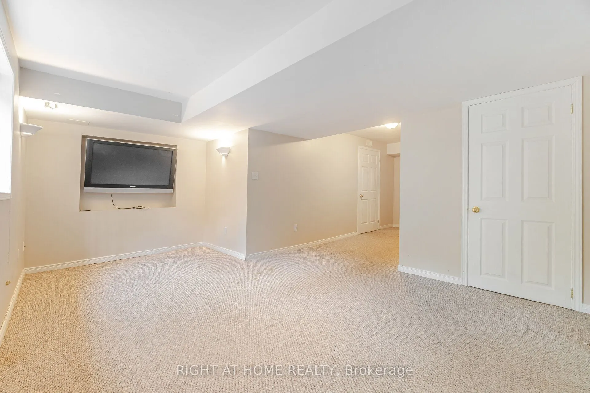 2499 Scotch Pine Drive