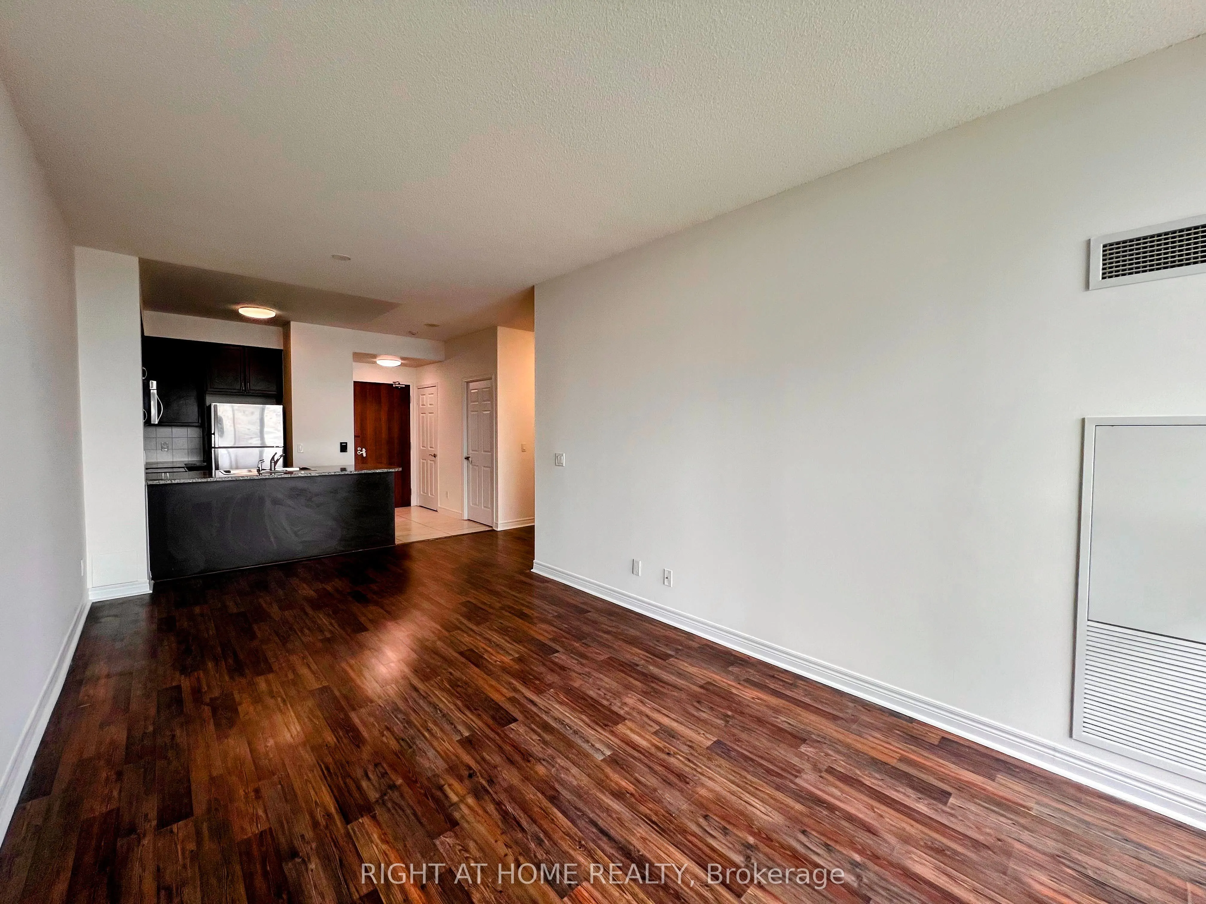 339 Rathburn Road W, #1010