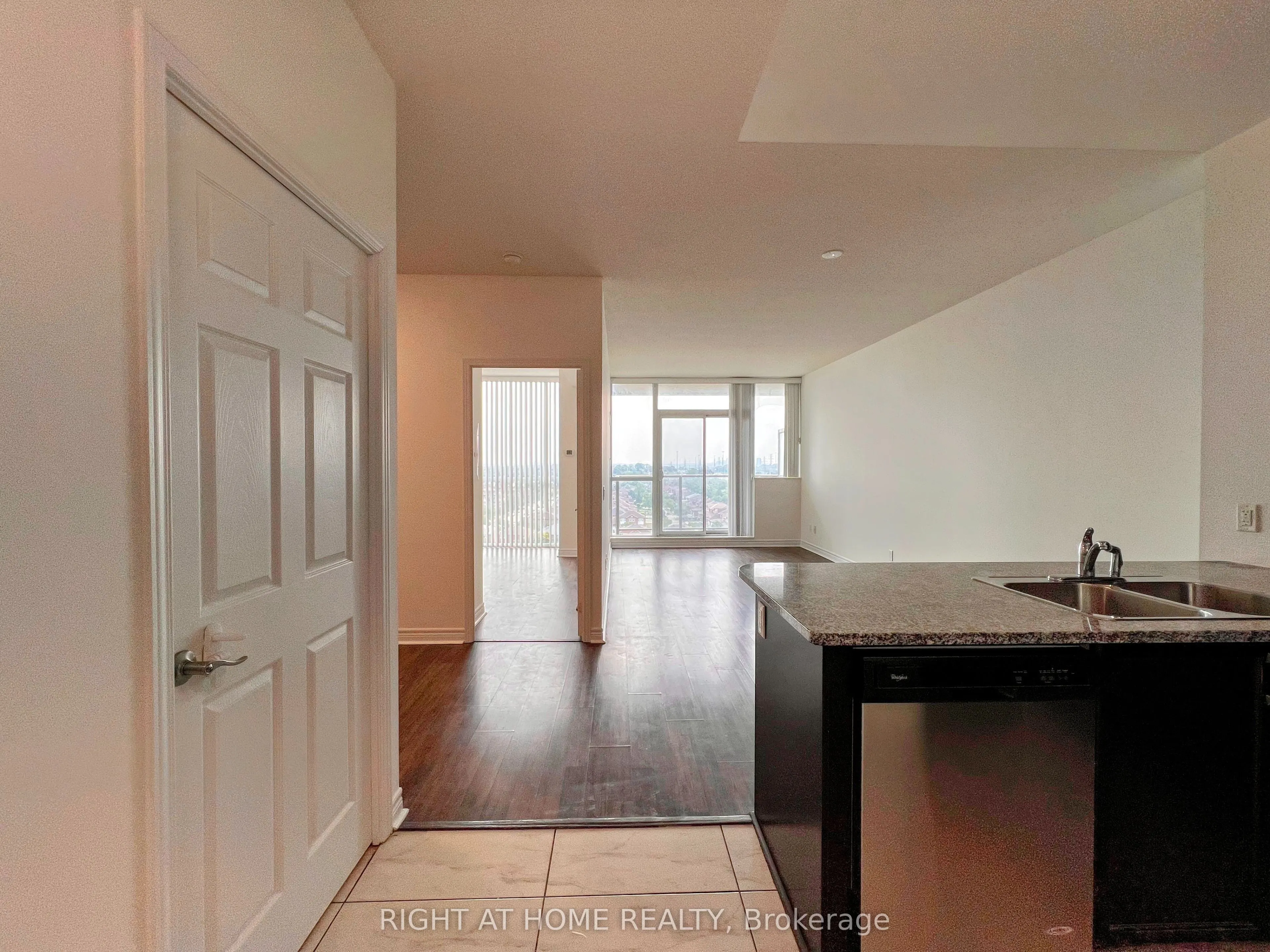 339 Rathburn Road W, #1010