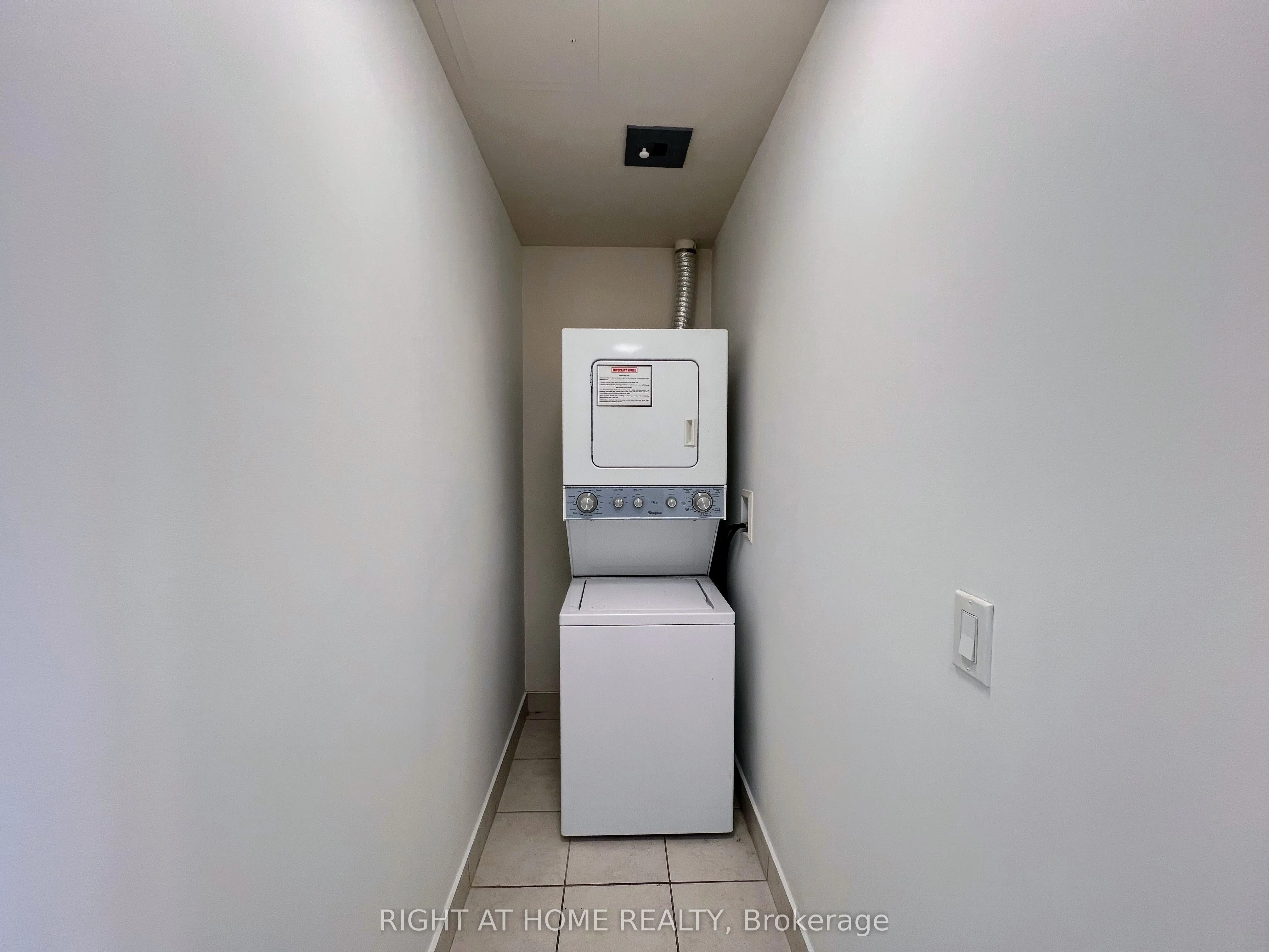 339 Rathburn Road W, #1010