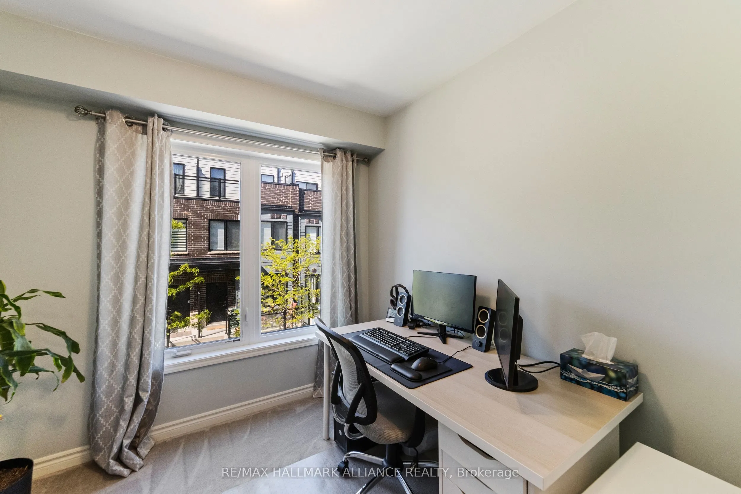 1150 Stroud Lane, #12