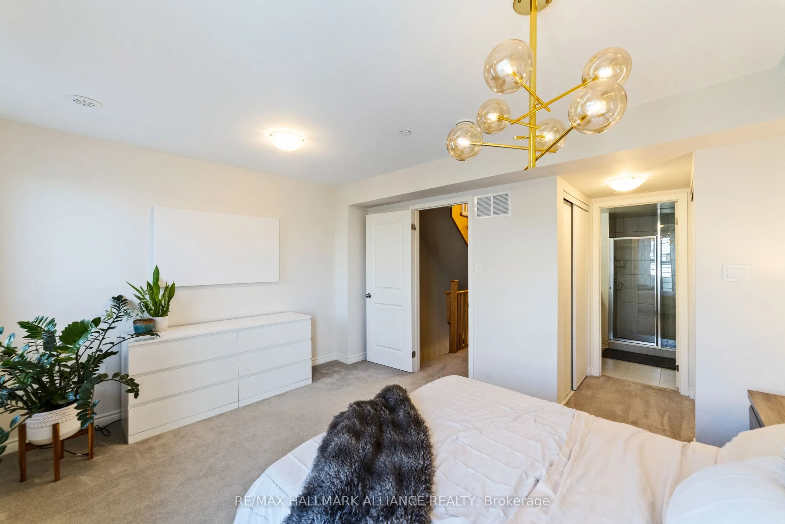 1150 Stroud Lane, #12