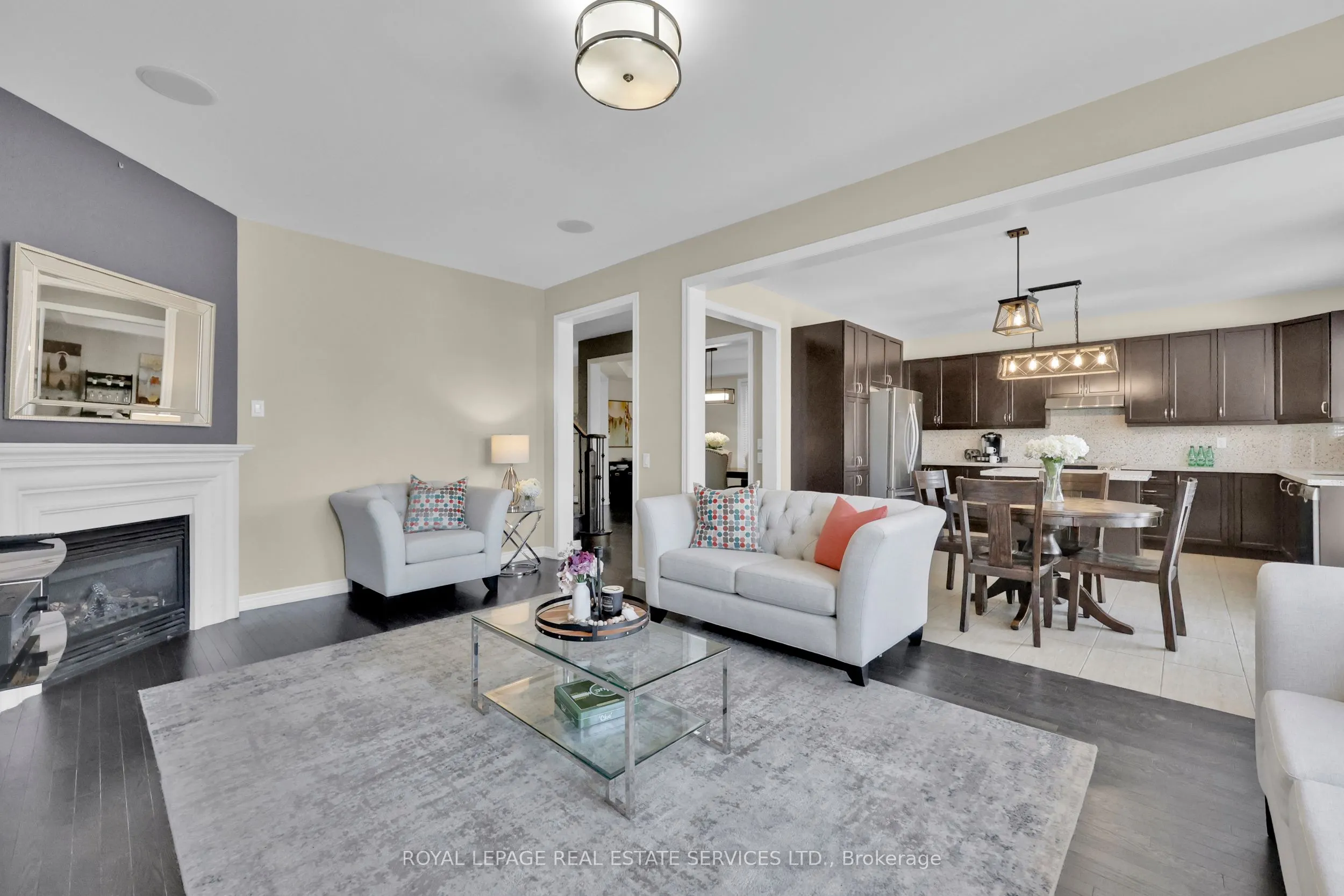 60 Valleyway Drive W