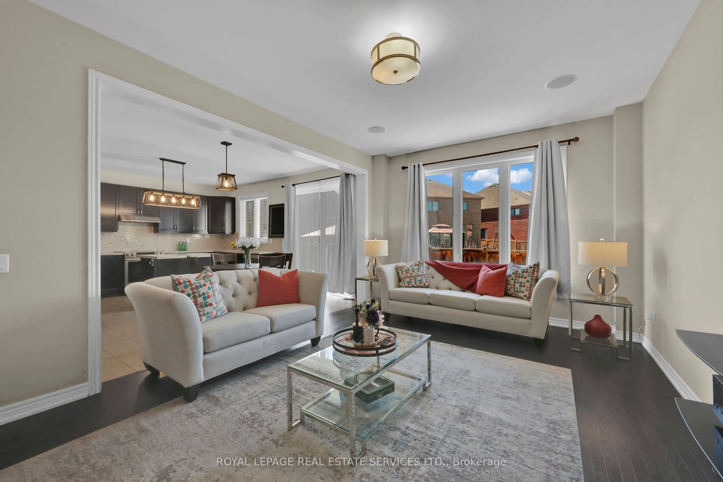 60 Valleyway Drive W