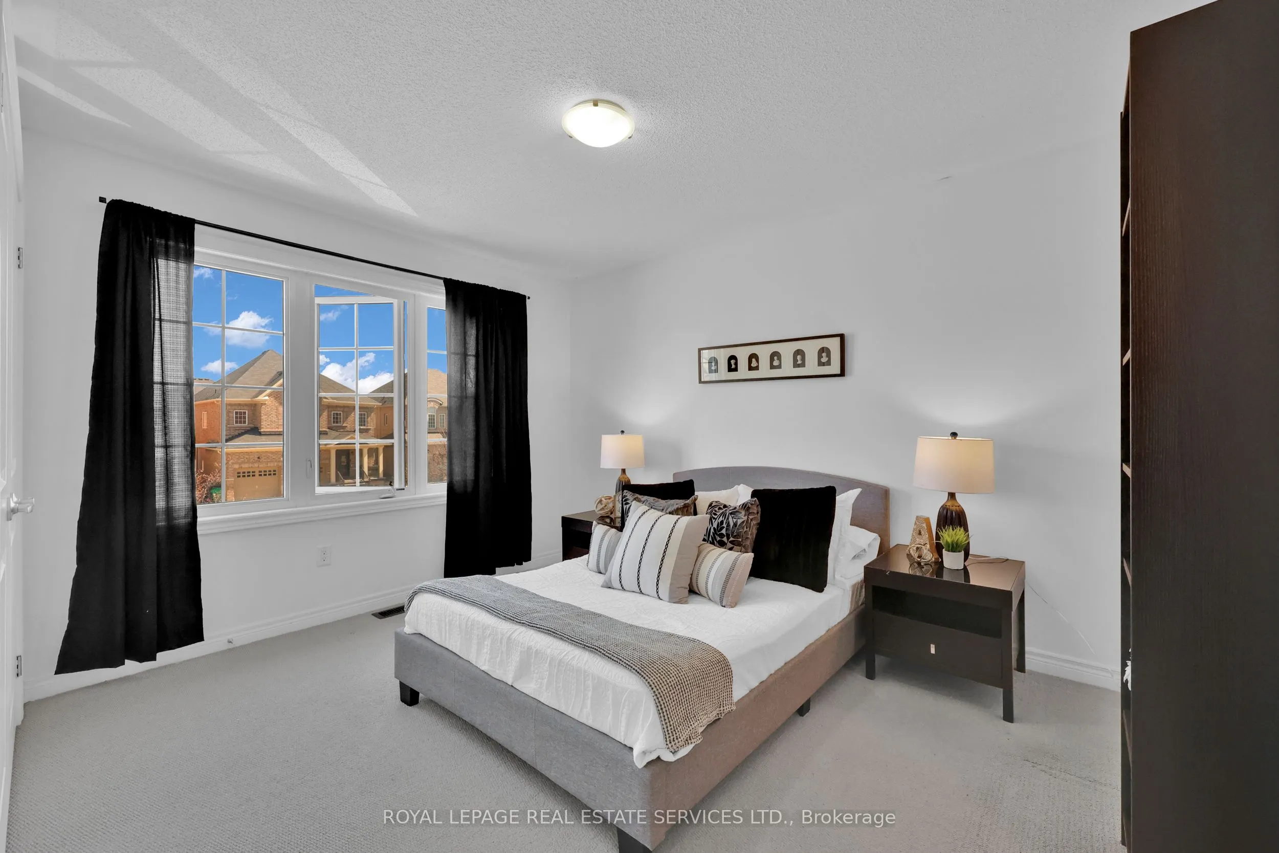 60 Valleyway Drive W