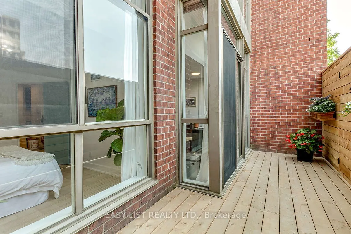 24 Southport Street, #155
