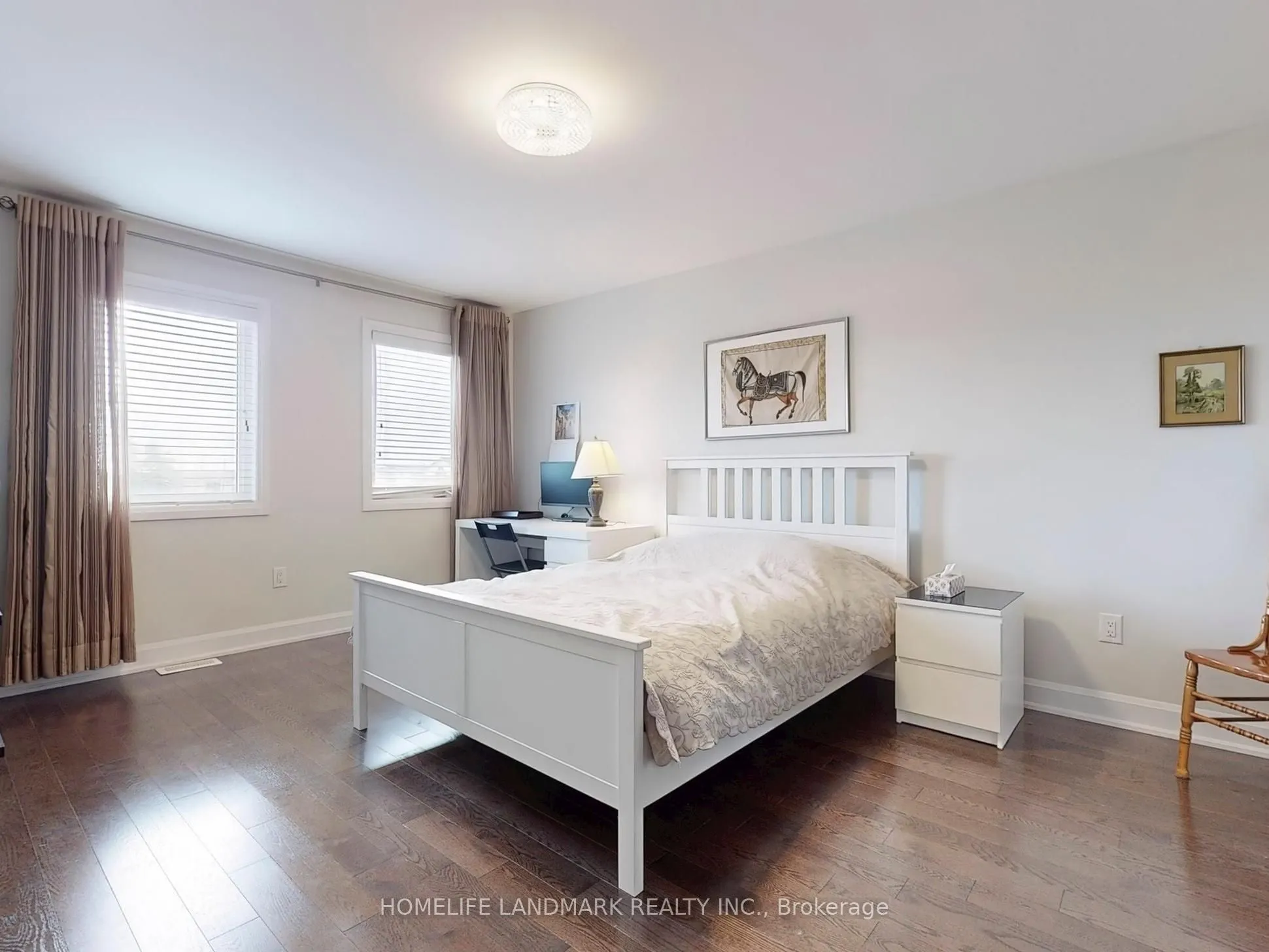 813 Banks Crescent