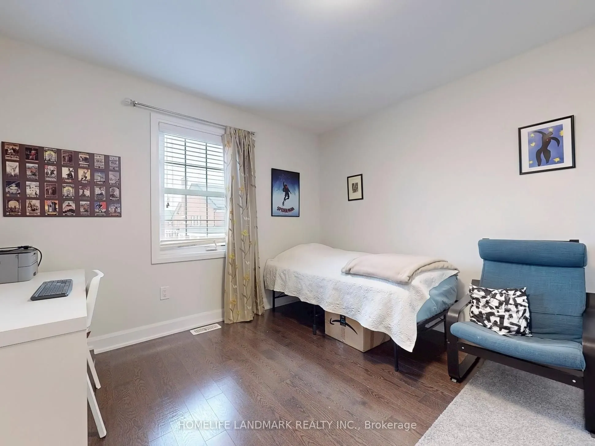 813 Banks Crescent