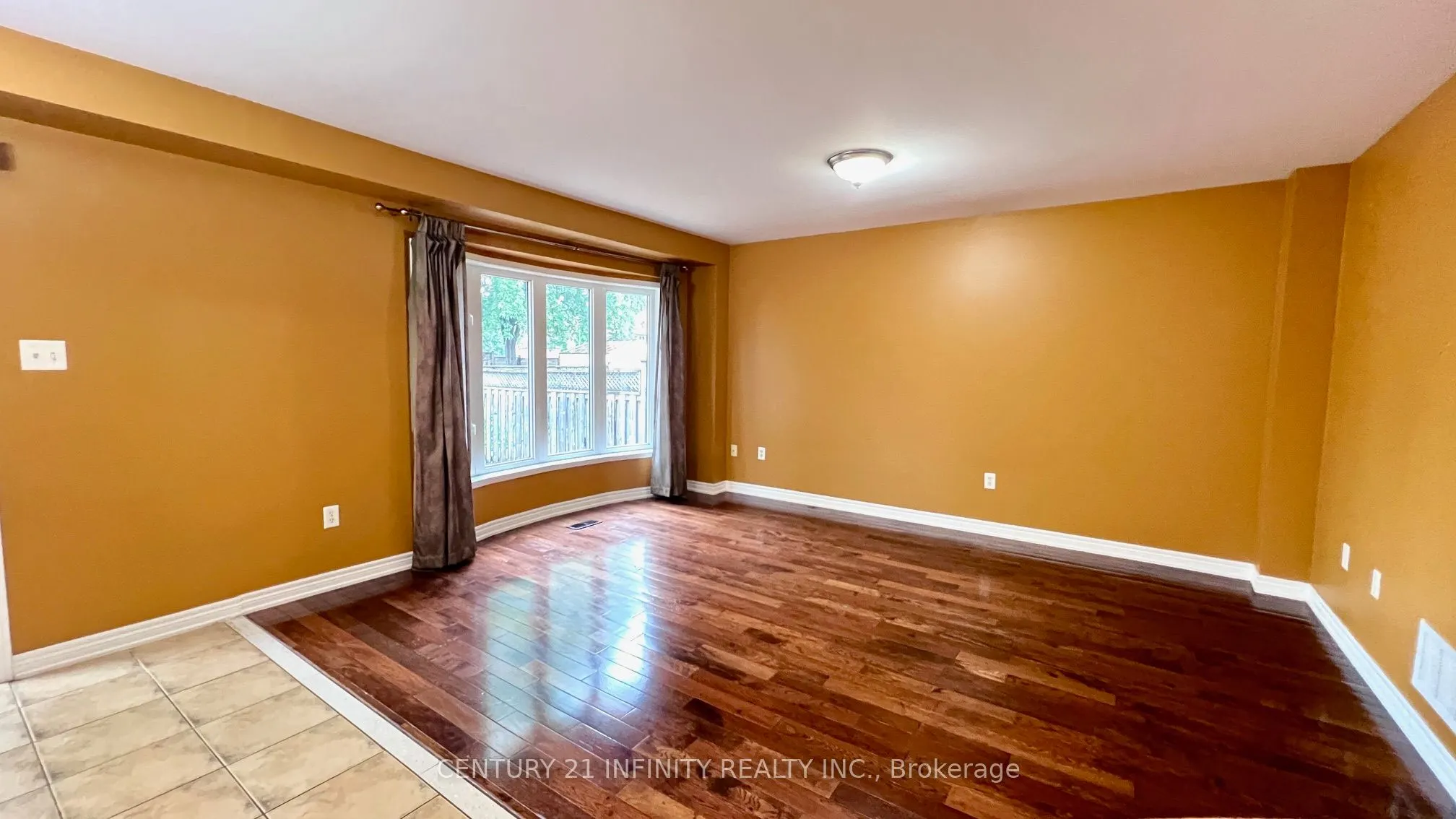 17 Studebaker Trail