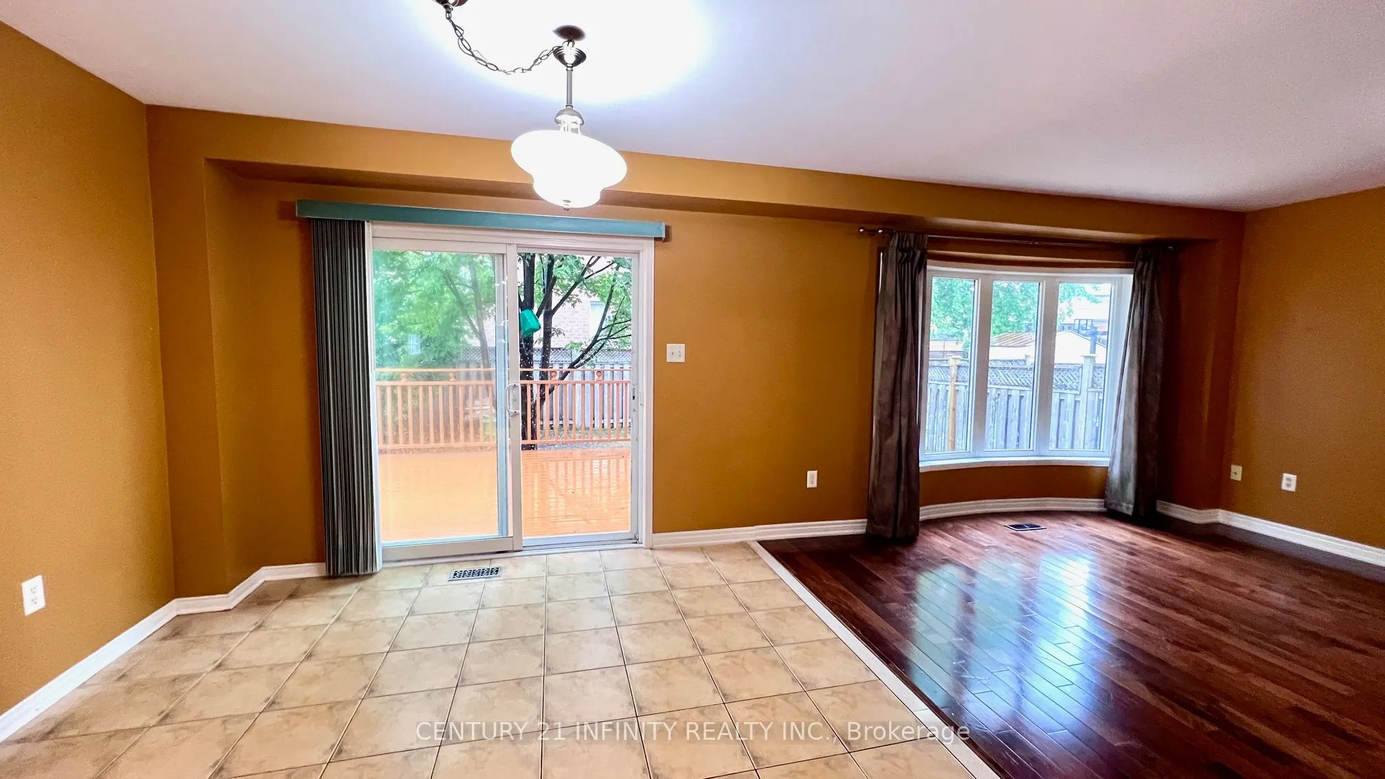 17 Studebaker Trail
