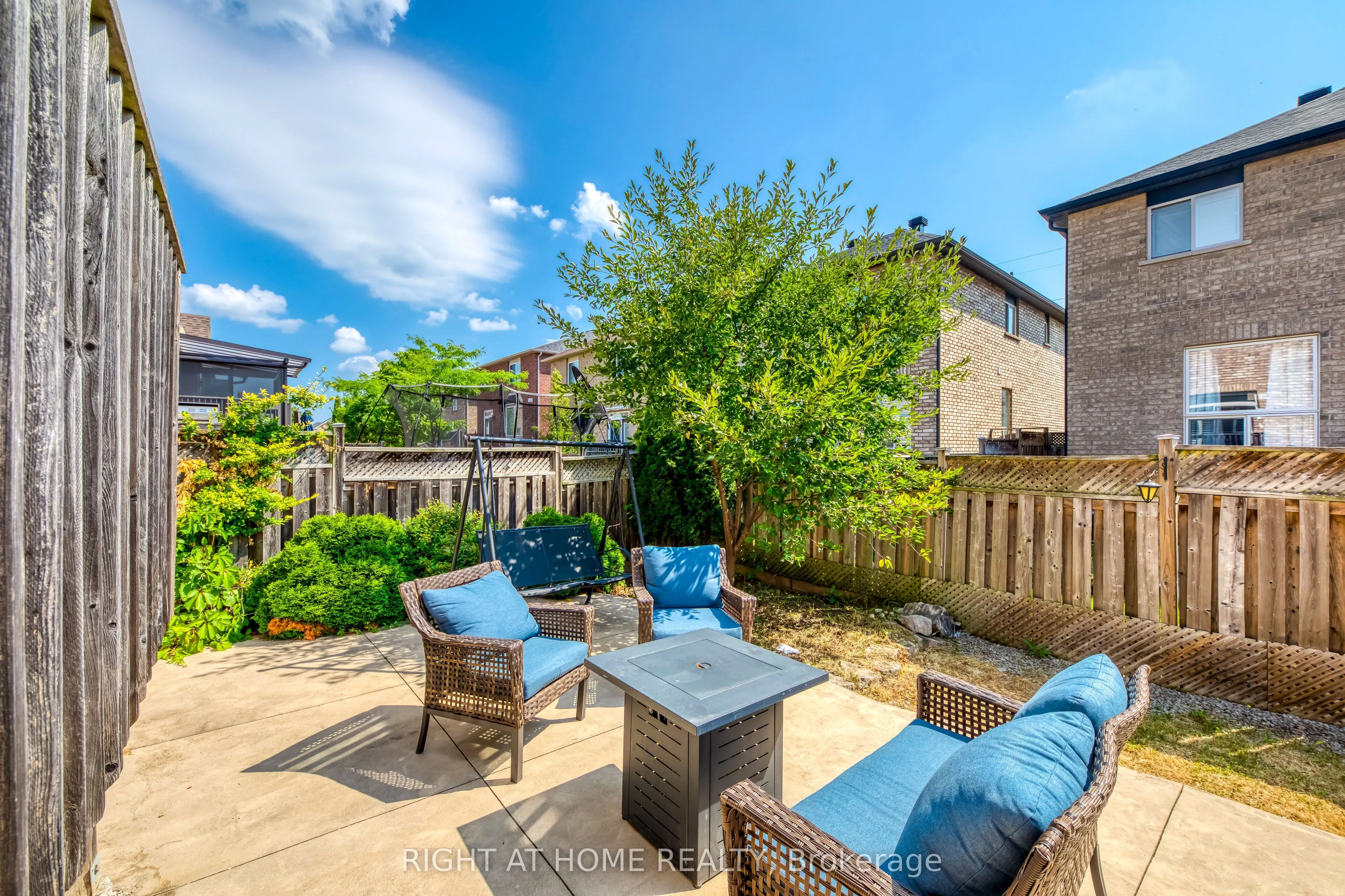 3048 Jenn Avenue