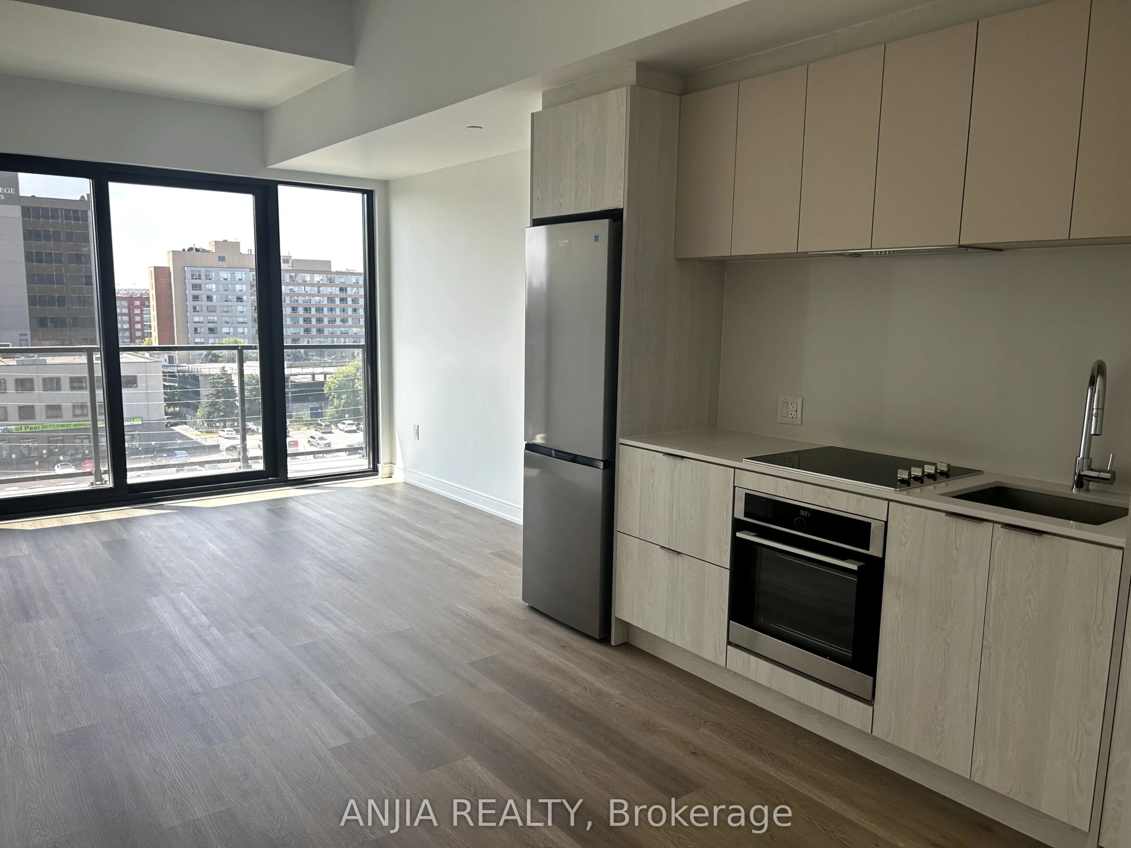 3009 NOVAR Road, #711