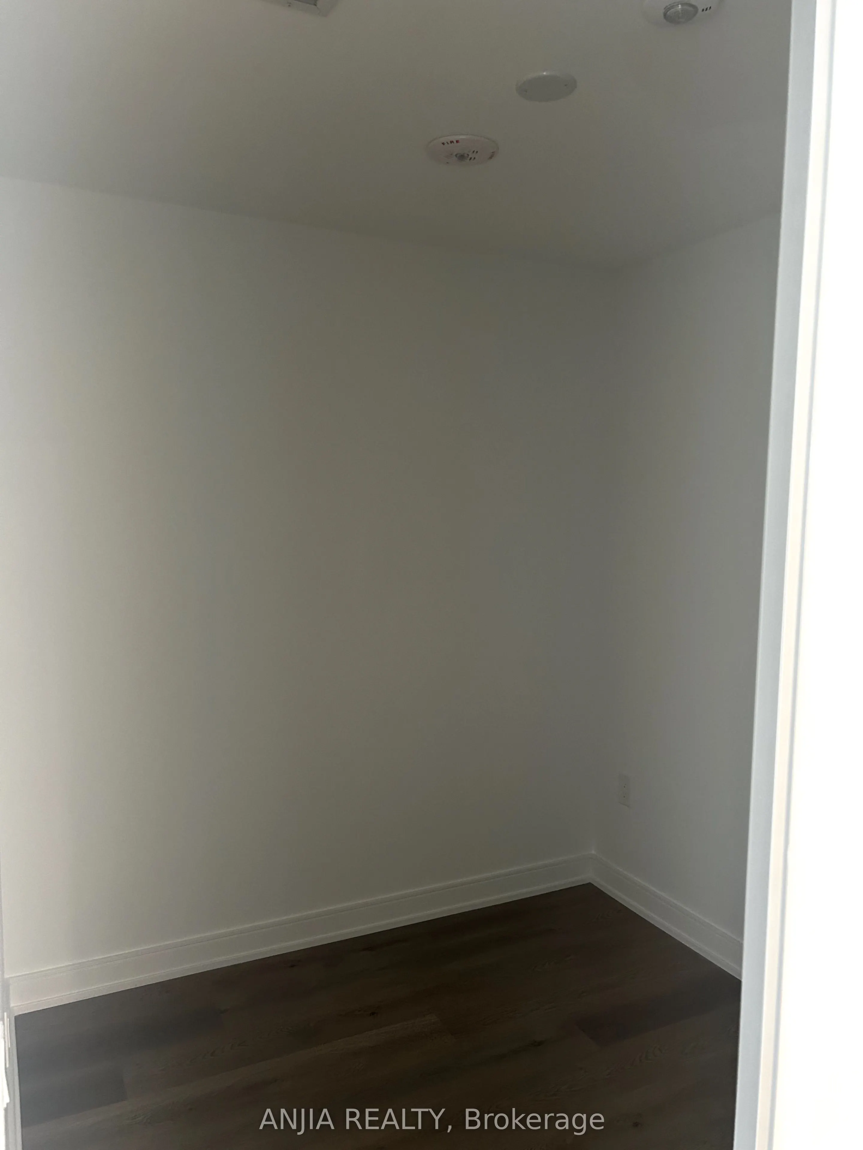 3009 NOVAR Road, #711