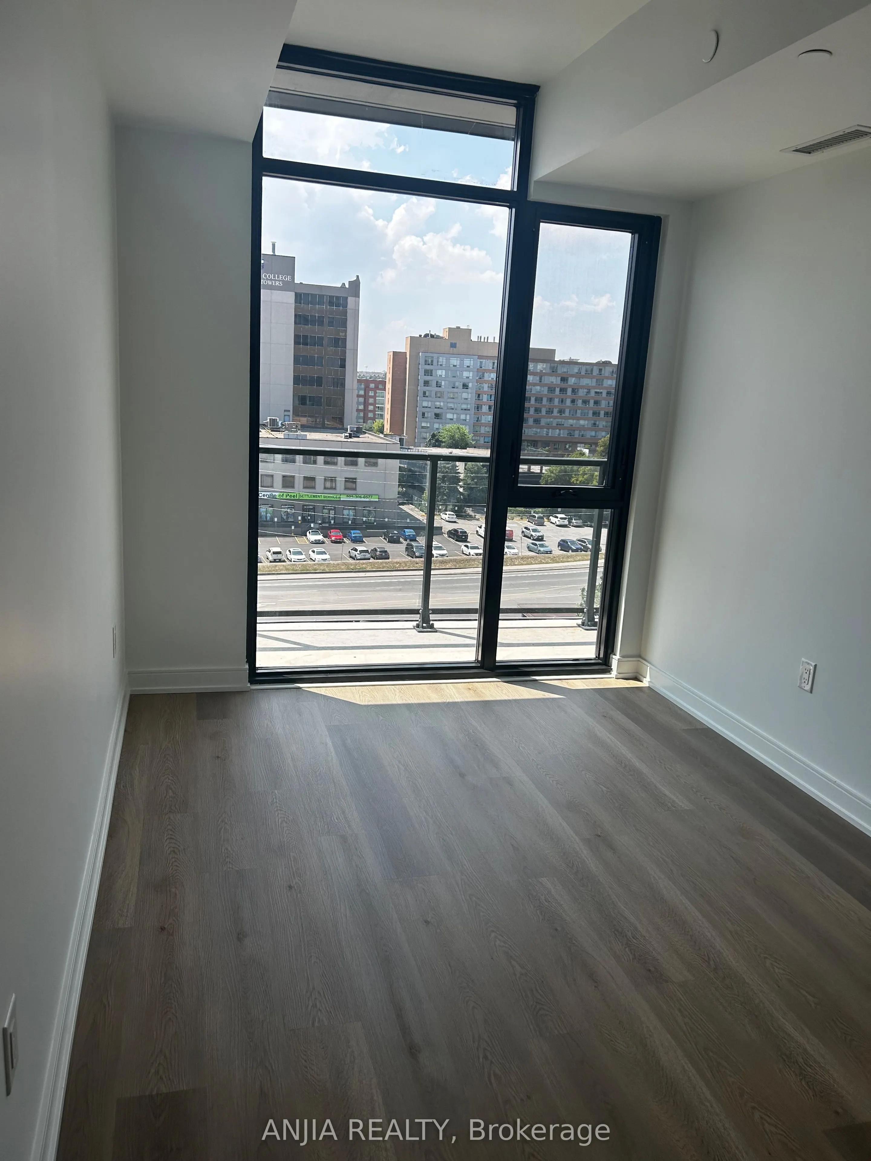 3009 NOVAR Road, #711