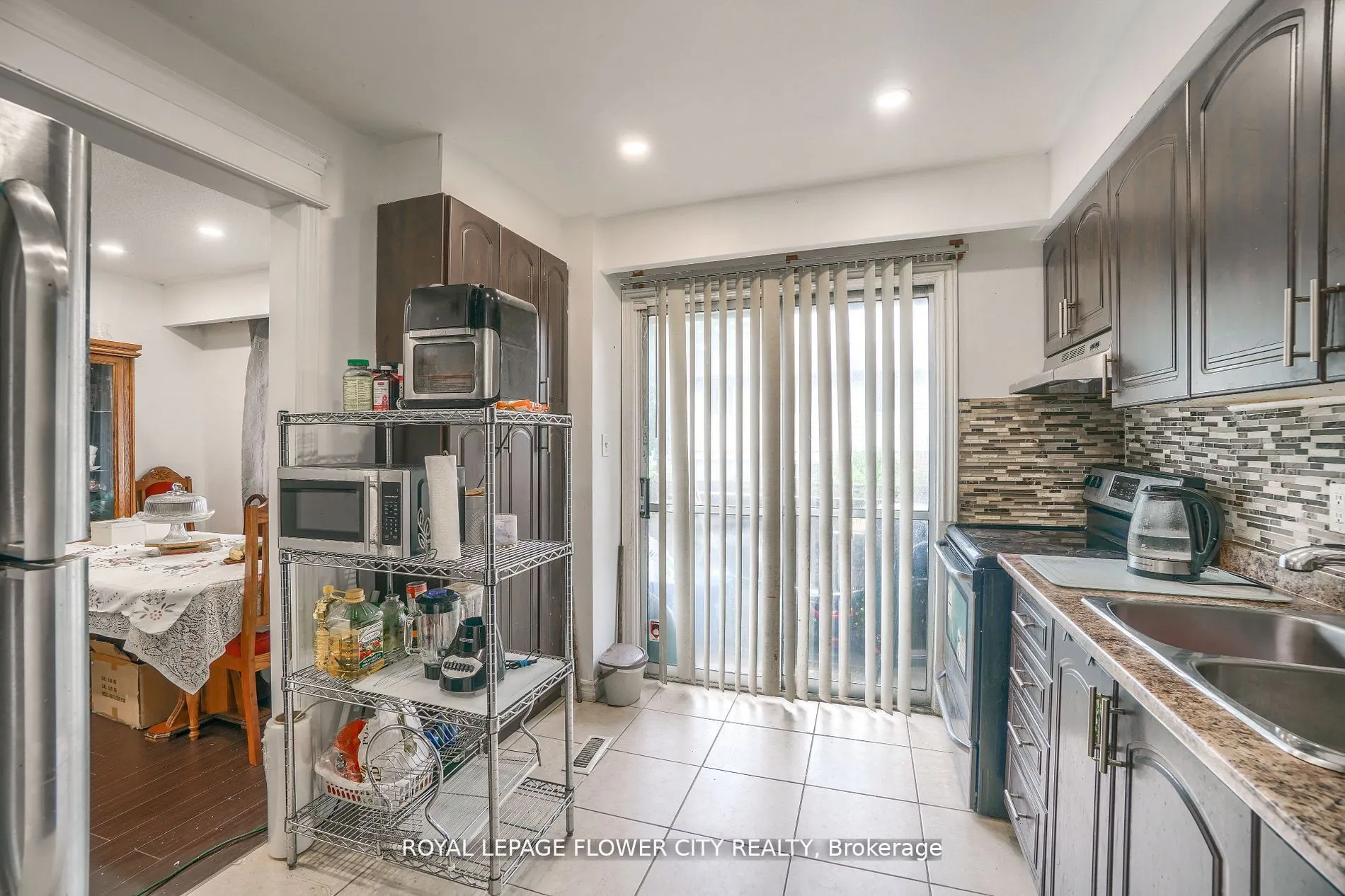7475 Goreway Drive, #49