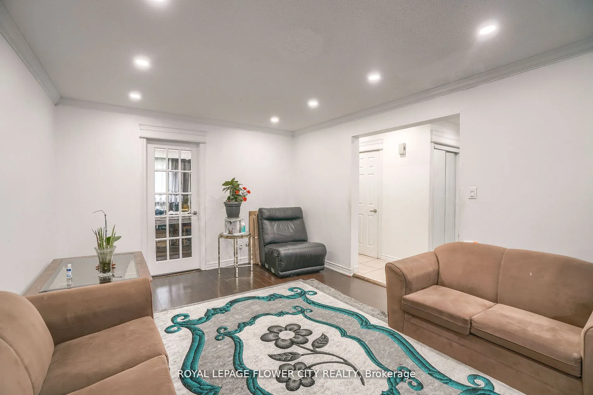 7475 Goreway Drive, #49