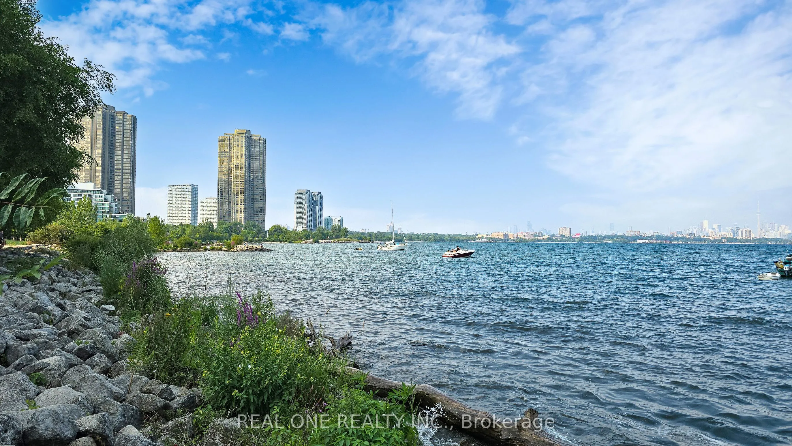 70 Annie Craig Drive, #808