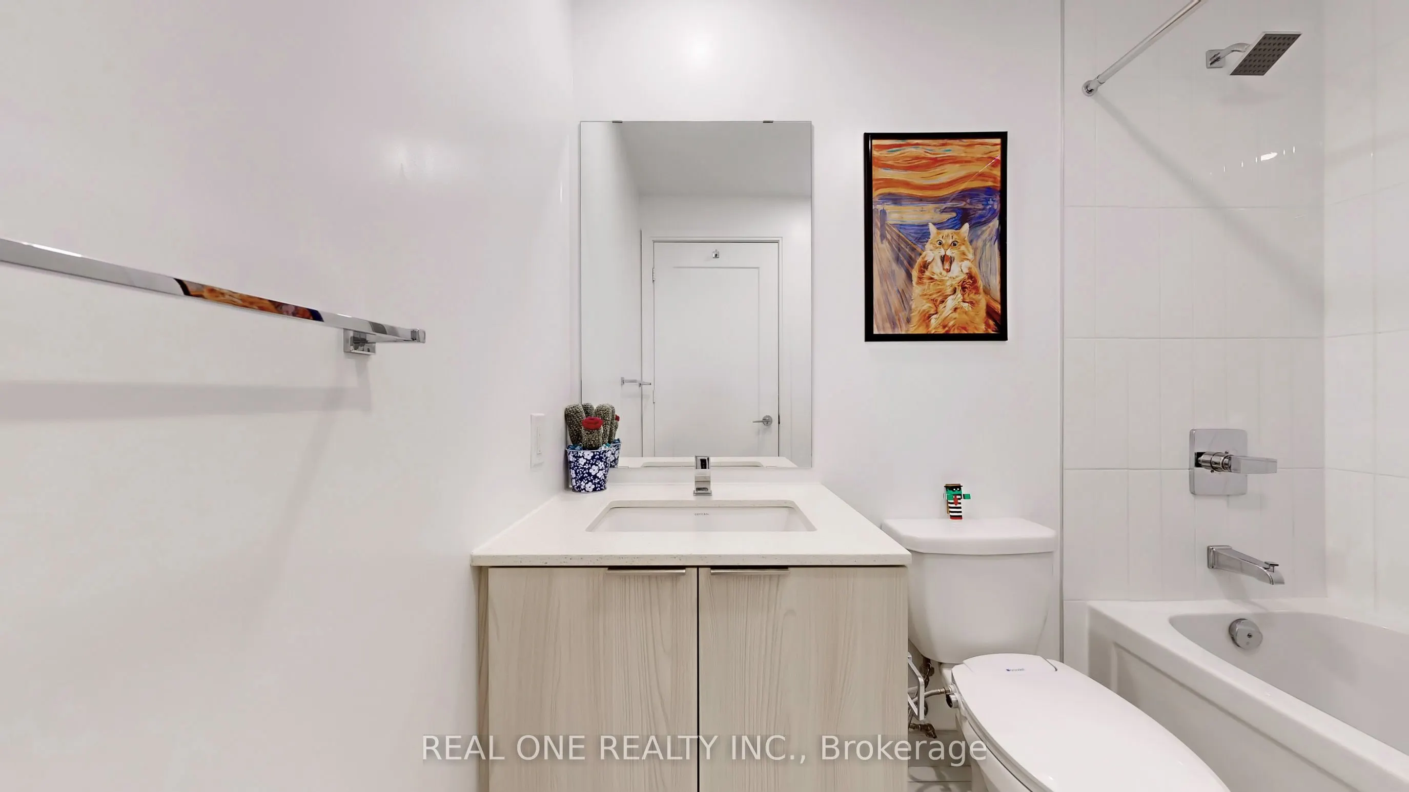 70 Annie Craig Drive, #808