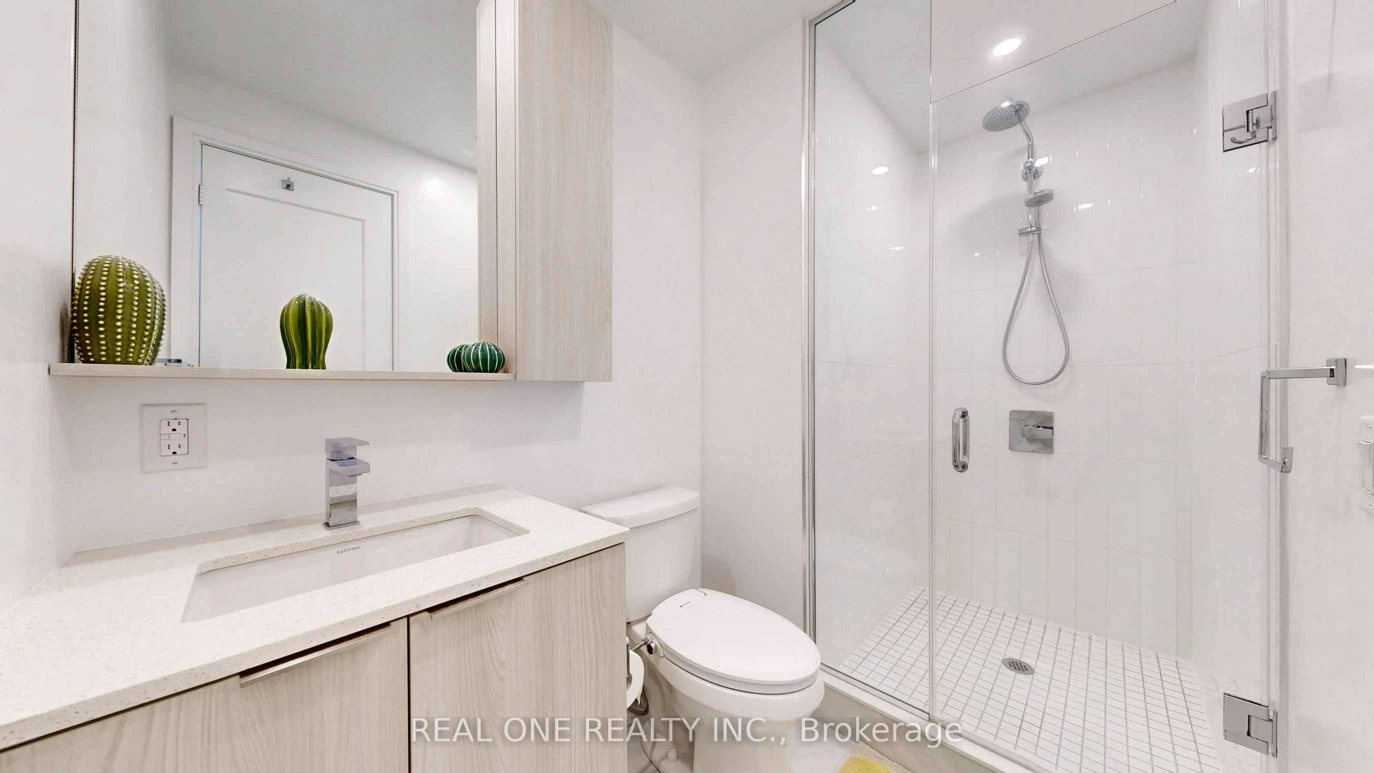 70 Annie Craig Drive, #808