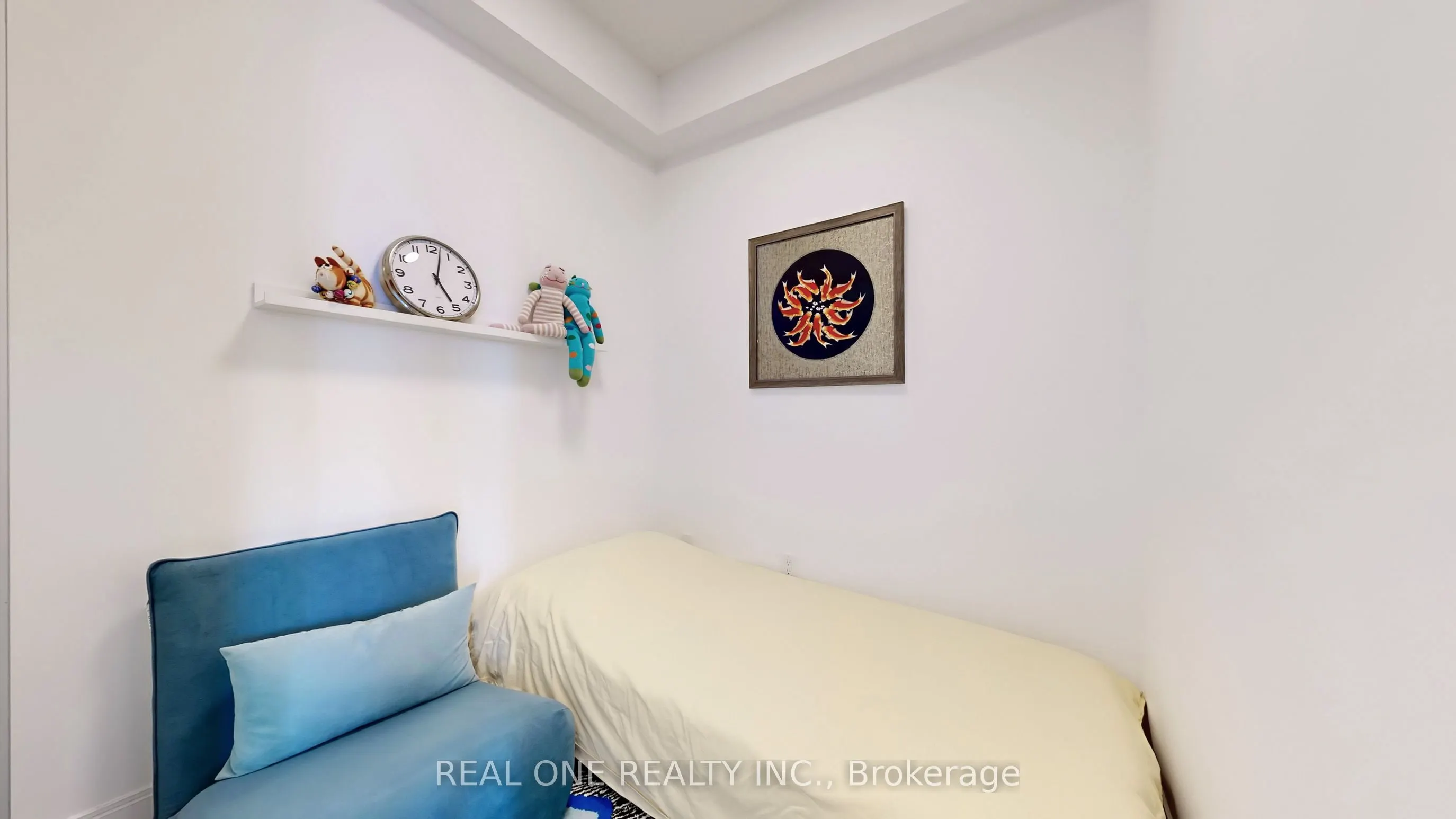 70 Annie Craig Drive, #808
