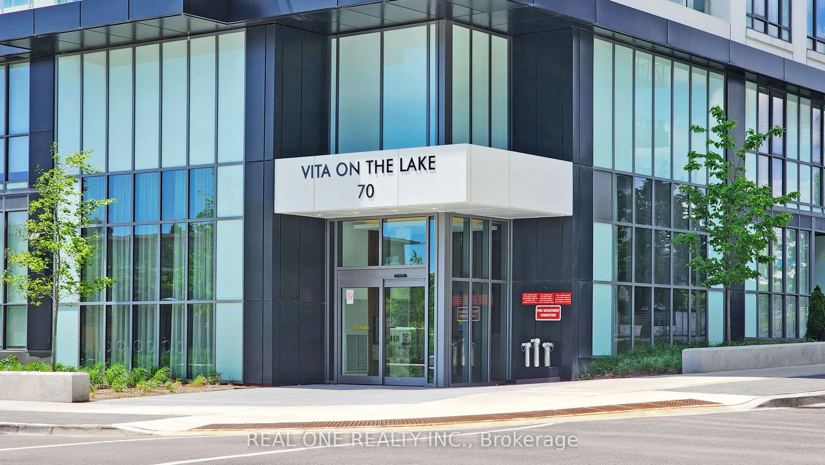 70 Annie Craig Drive, #808