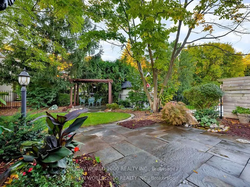 32 Edwalter Avenue