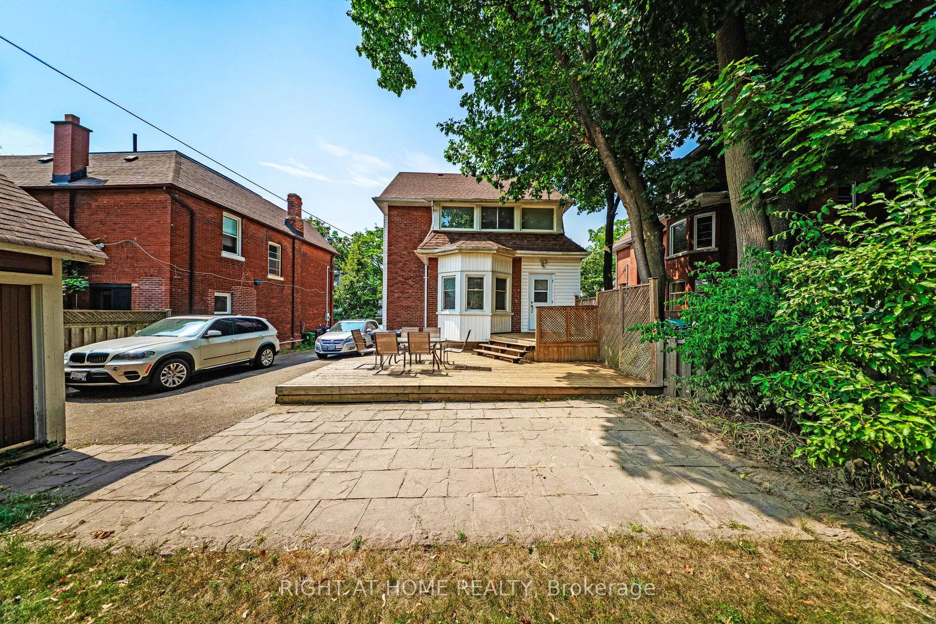 159 ROSEMOUNT Avenue