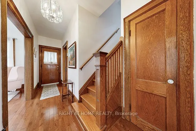 159 ROSEMOUNT Avenue
