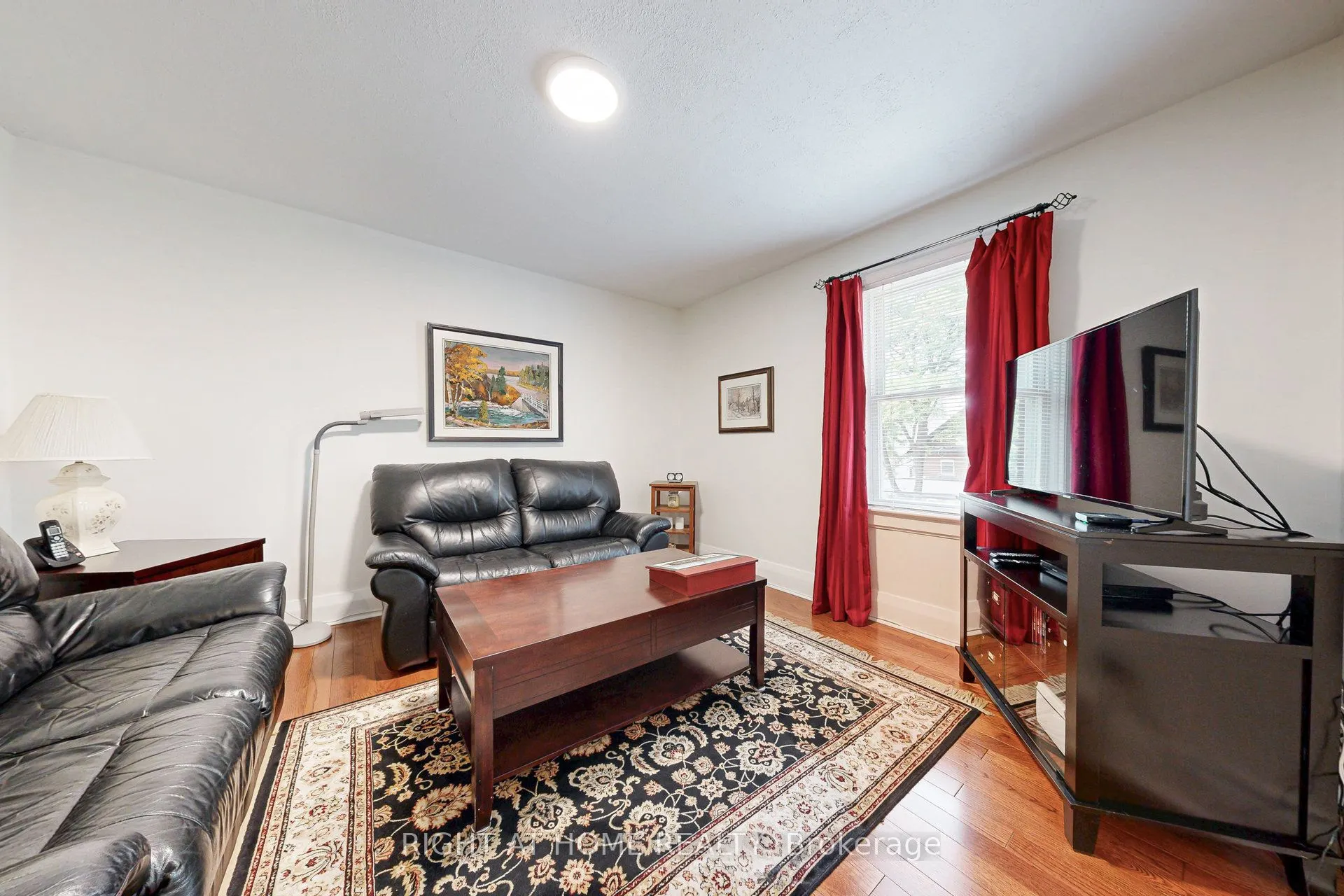 159 ROSEMOUNT Avenue