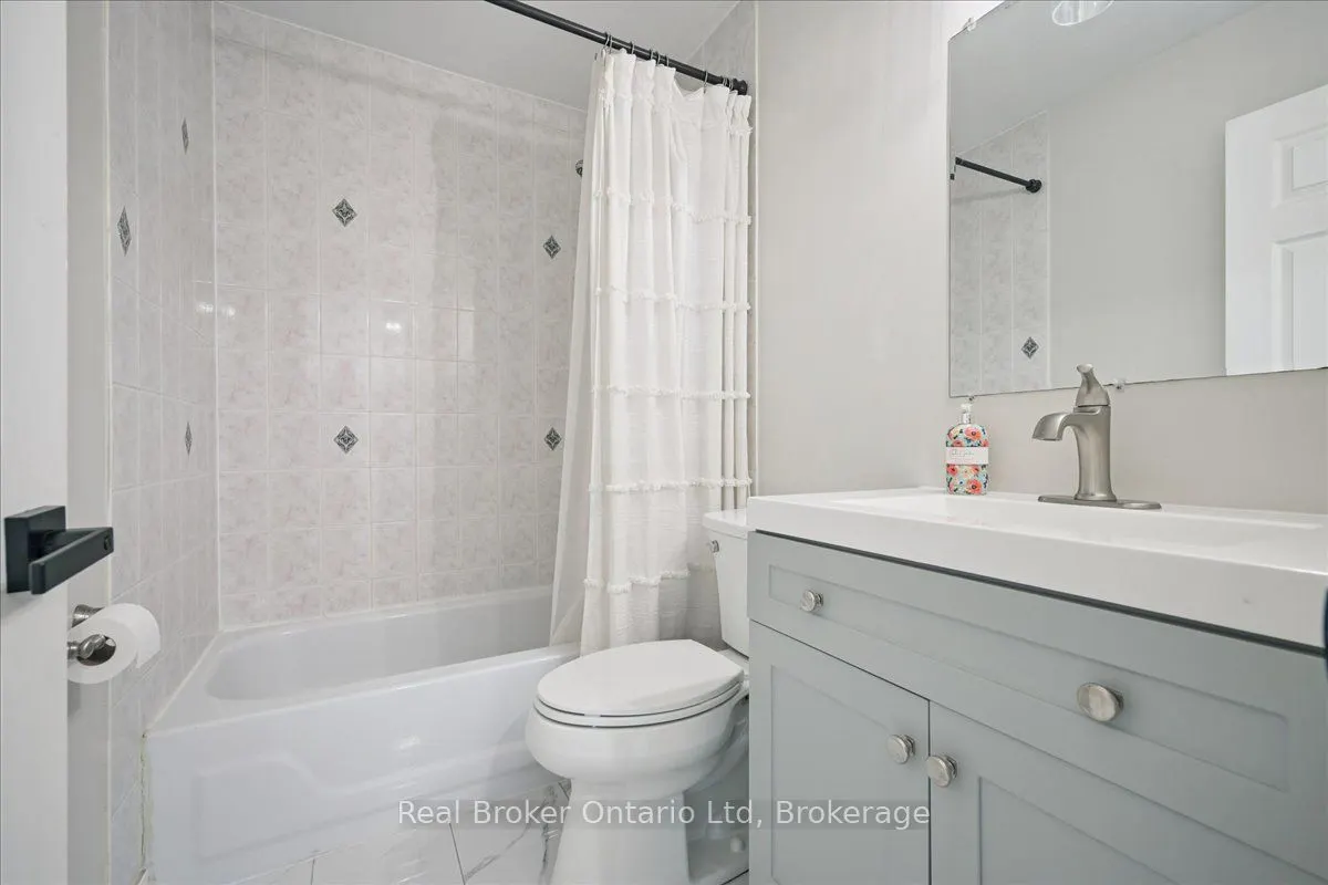 667 Woodward Avenue, #82