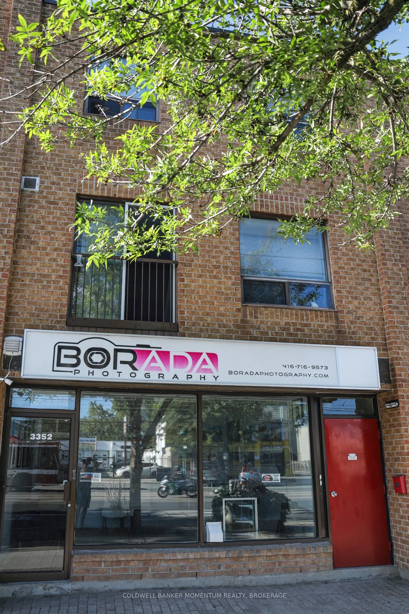 3352 Lake Shore Boulevard W