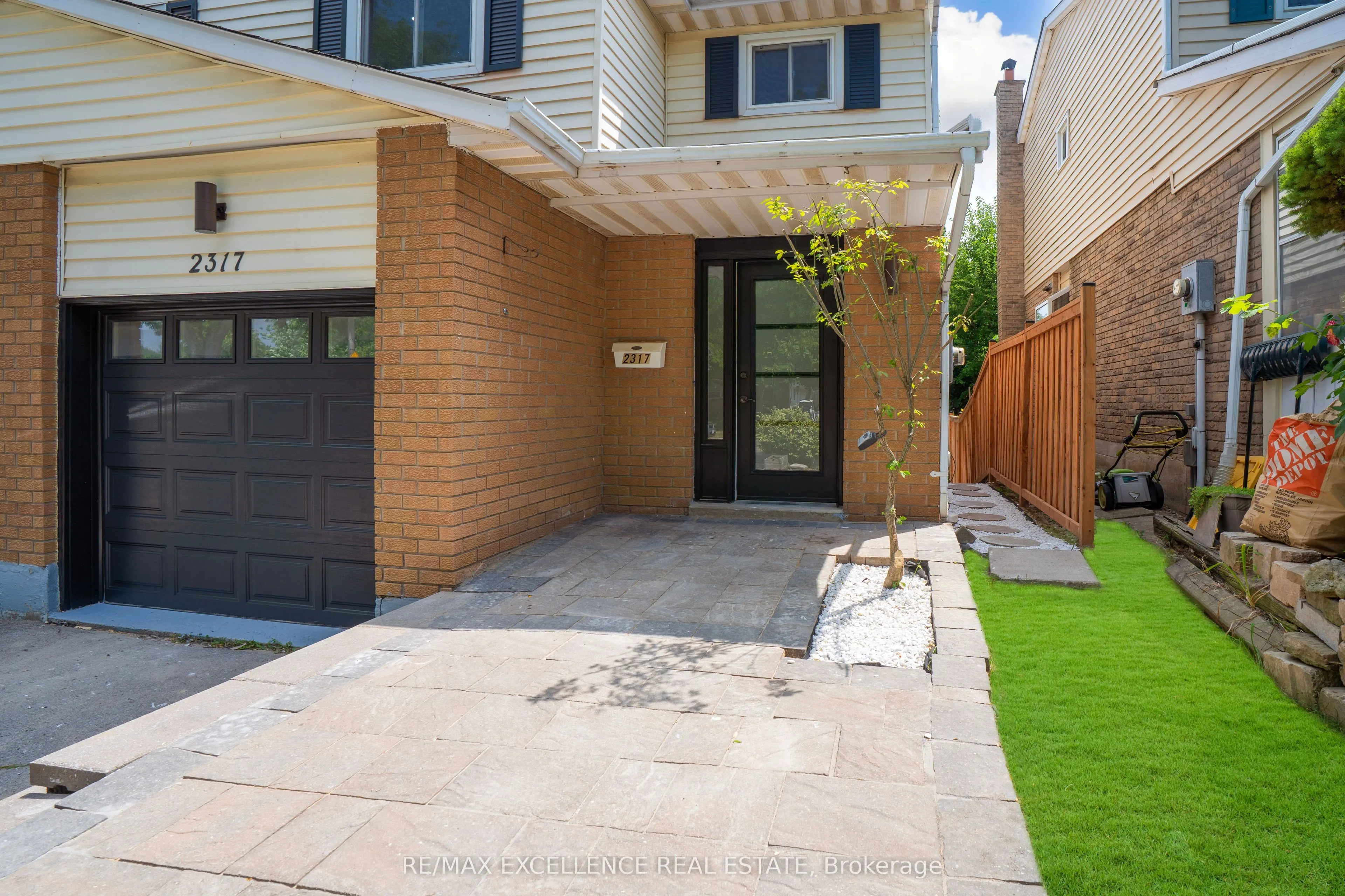 2317 GREENBANK Trail