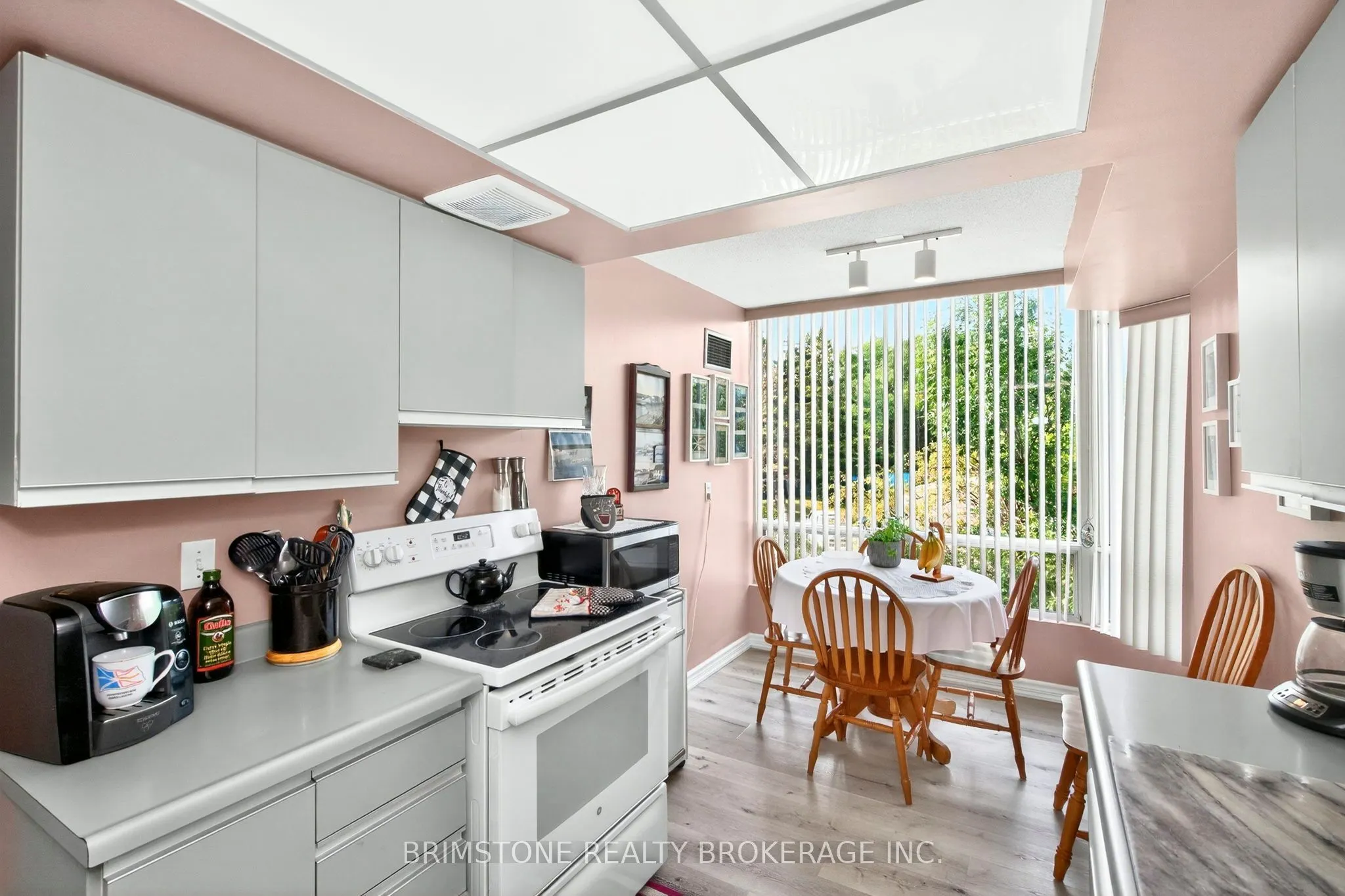 26 Hanover Road, #202