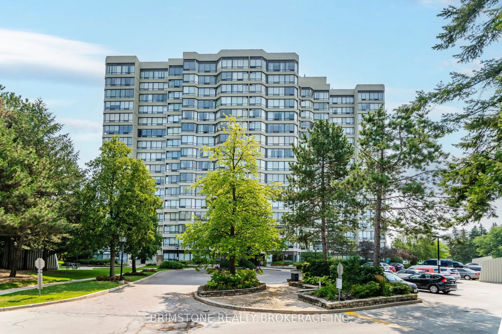 26 Hanover Road, #202